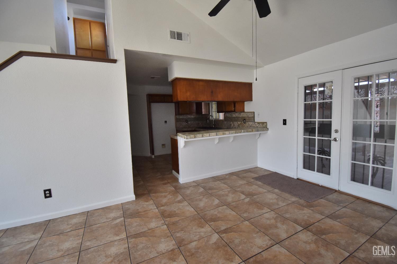 214 Dorrance Street — photo 10