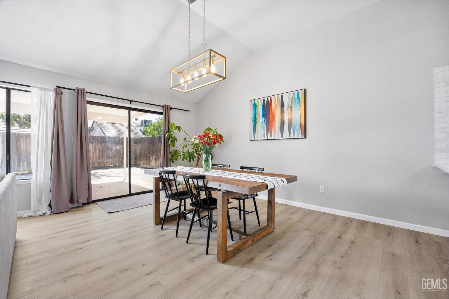 10009 Vanessa Avenue — photo 10