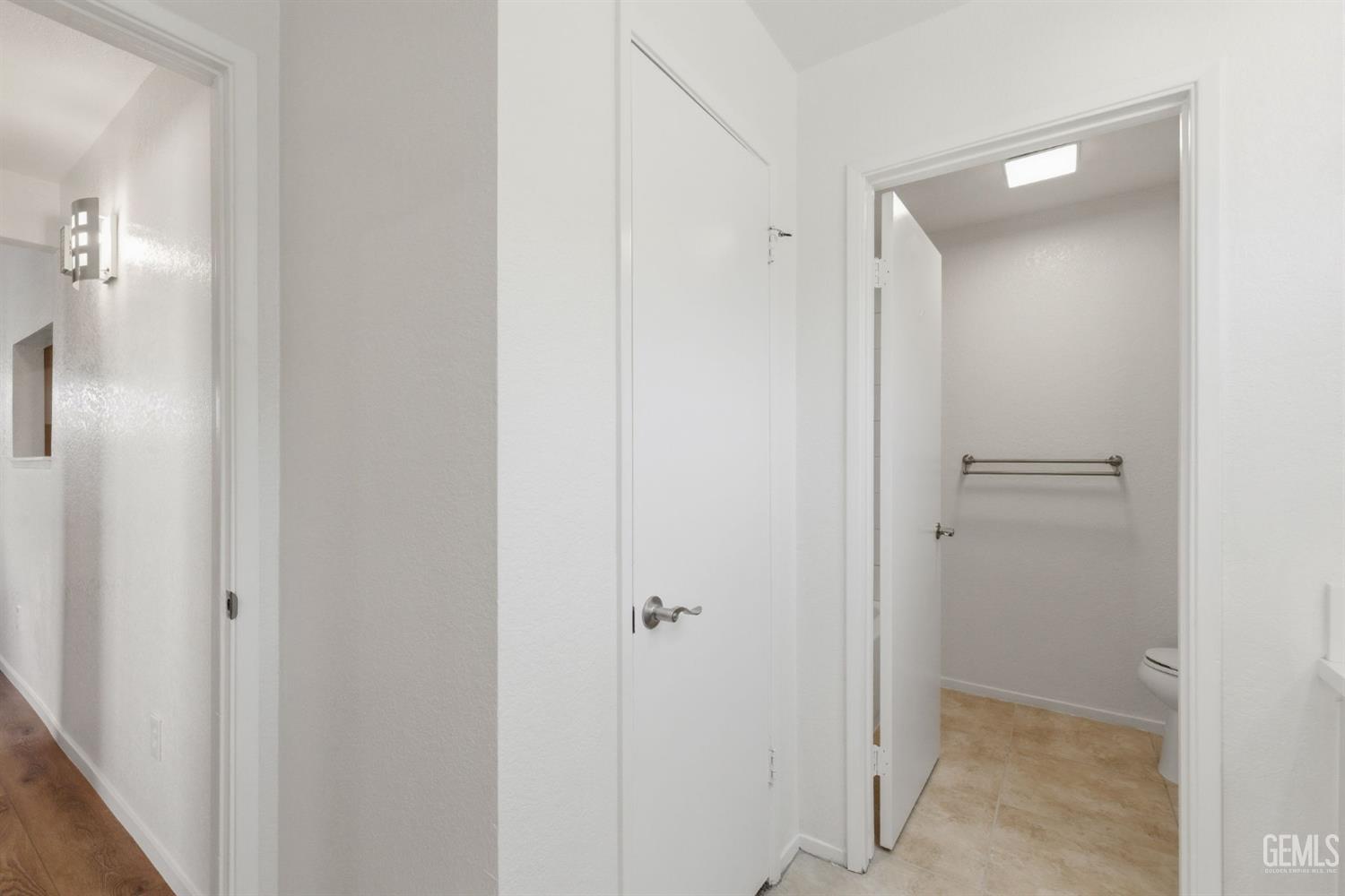 8000 Kroll Way — photo 30
