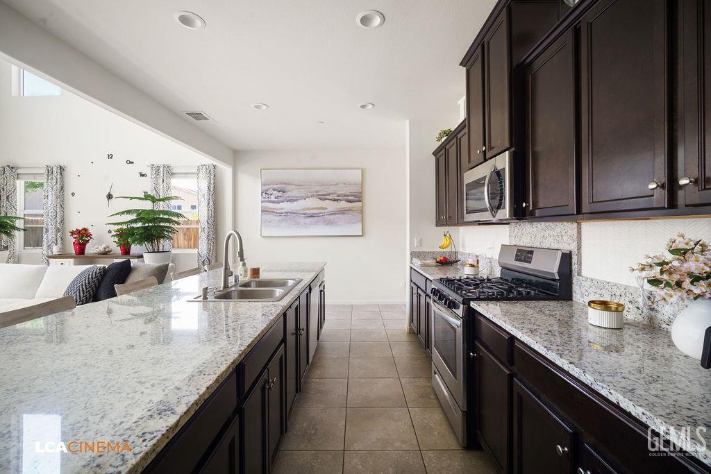 5805 Commonwealth Avenue — photo 8