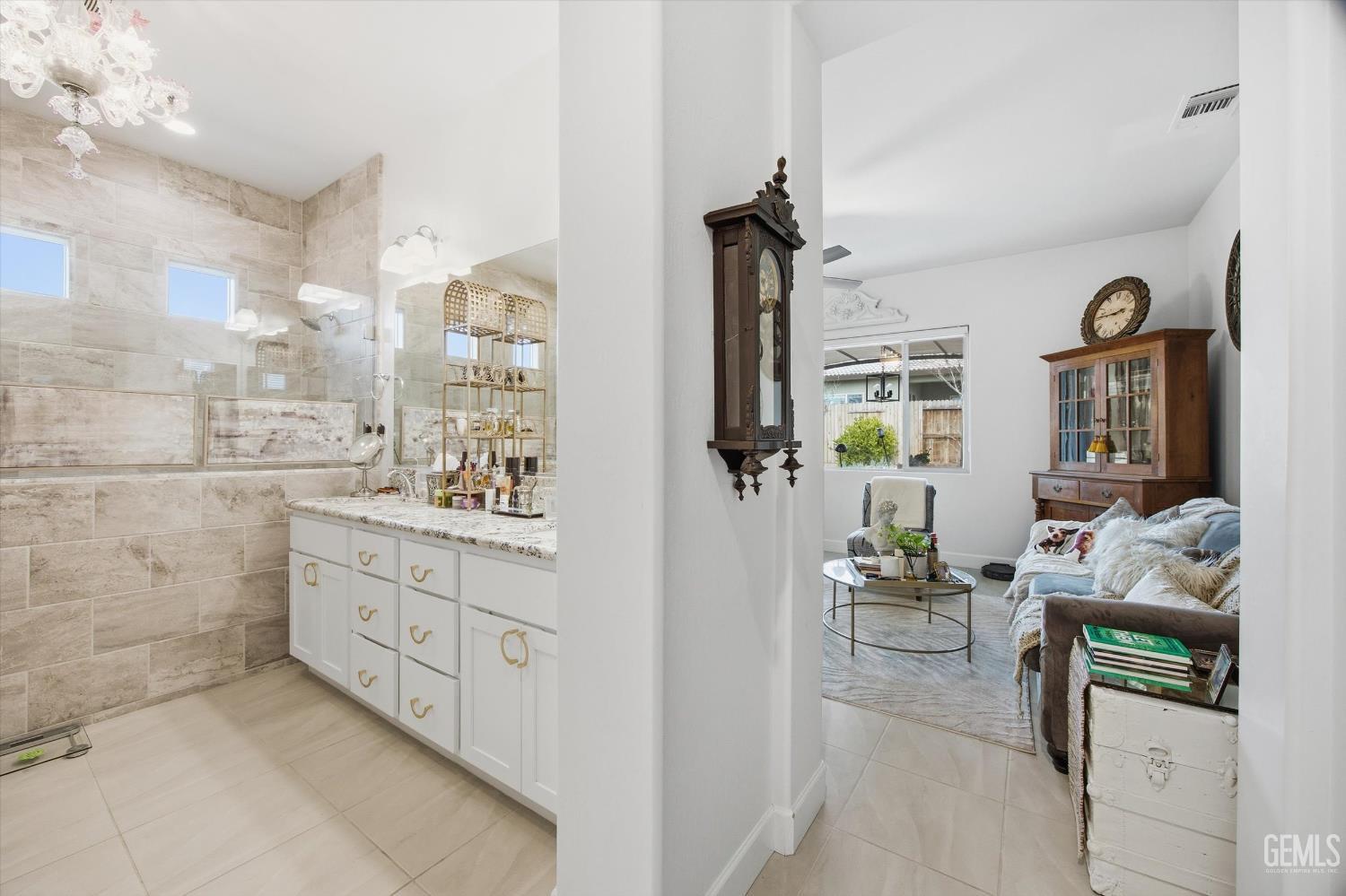 9106 Del Palma Drive — photo 10