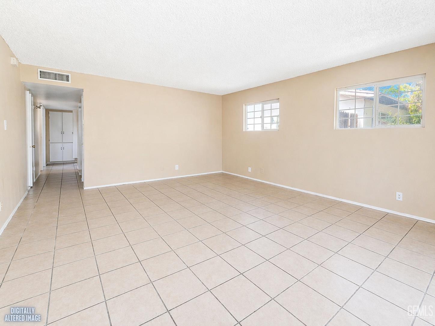 3909 Balboa Drive — photo 2