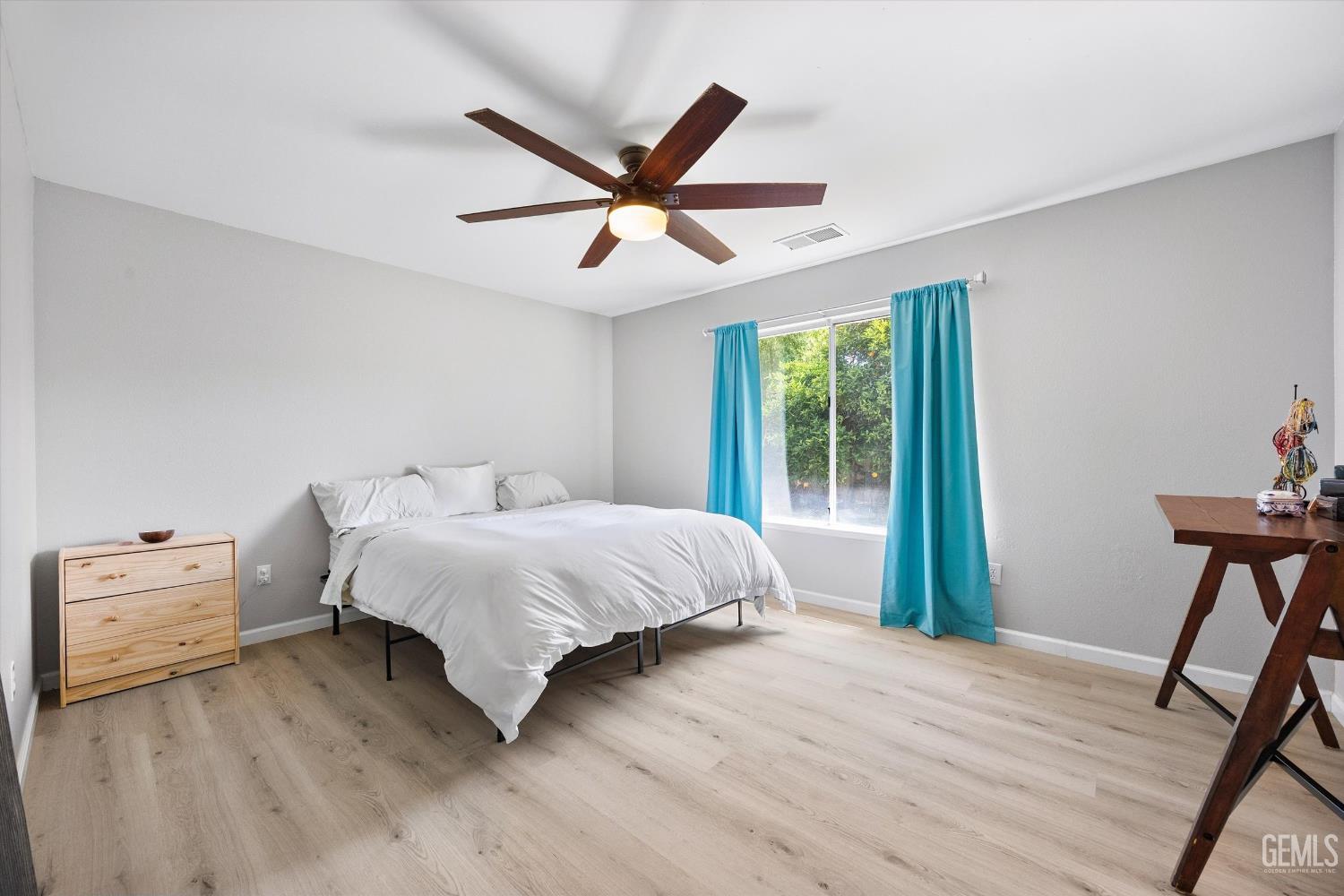 10009 Vanessa Avenue — photo 19