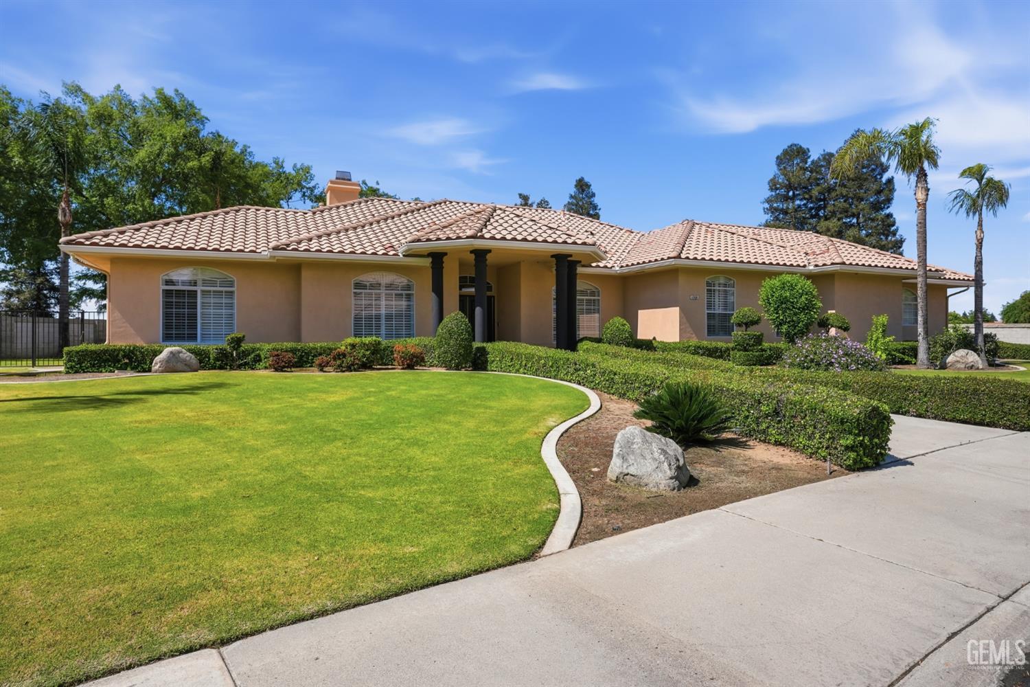 4906 Palisades Circle — photo 3