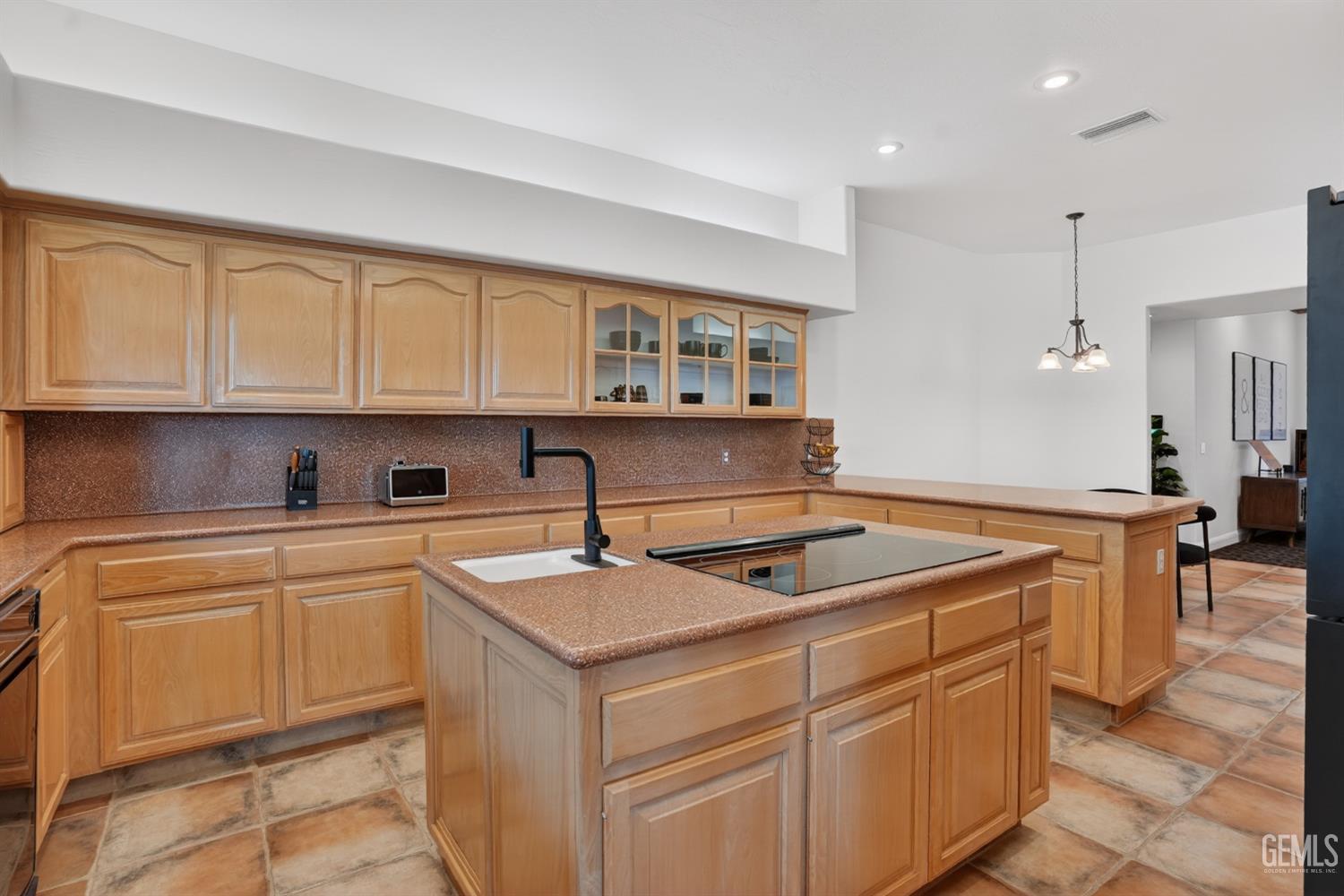 4906 Palisades Circle — photo 13