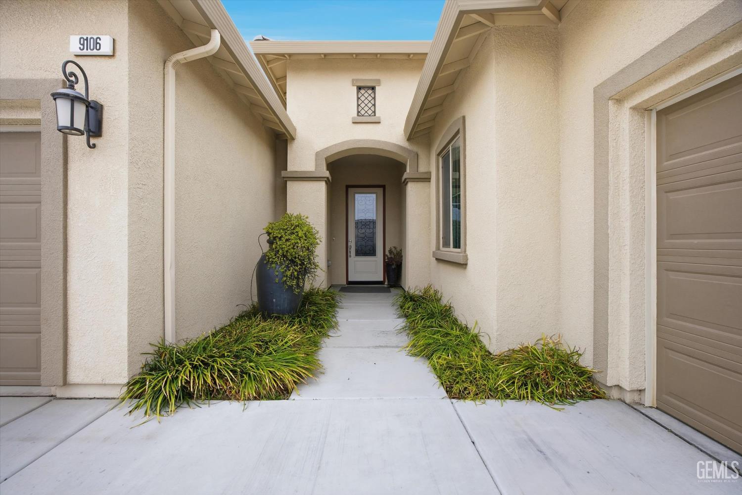9106 Del Palma Drive — photo 15
