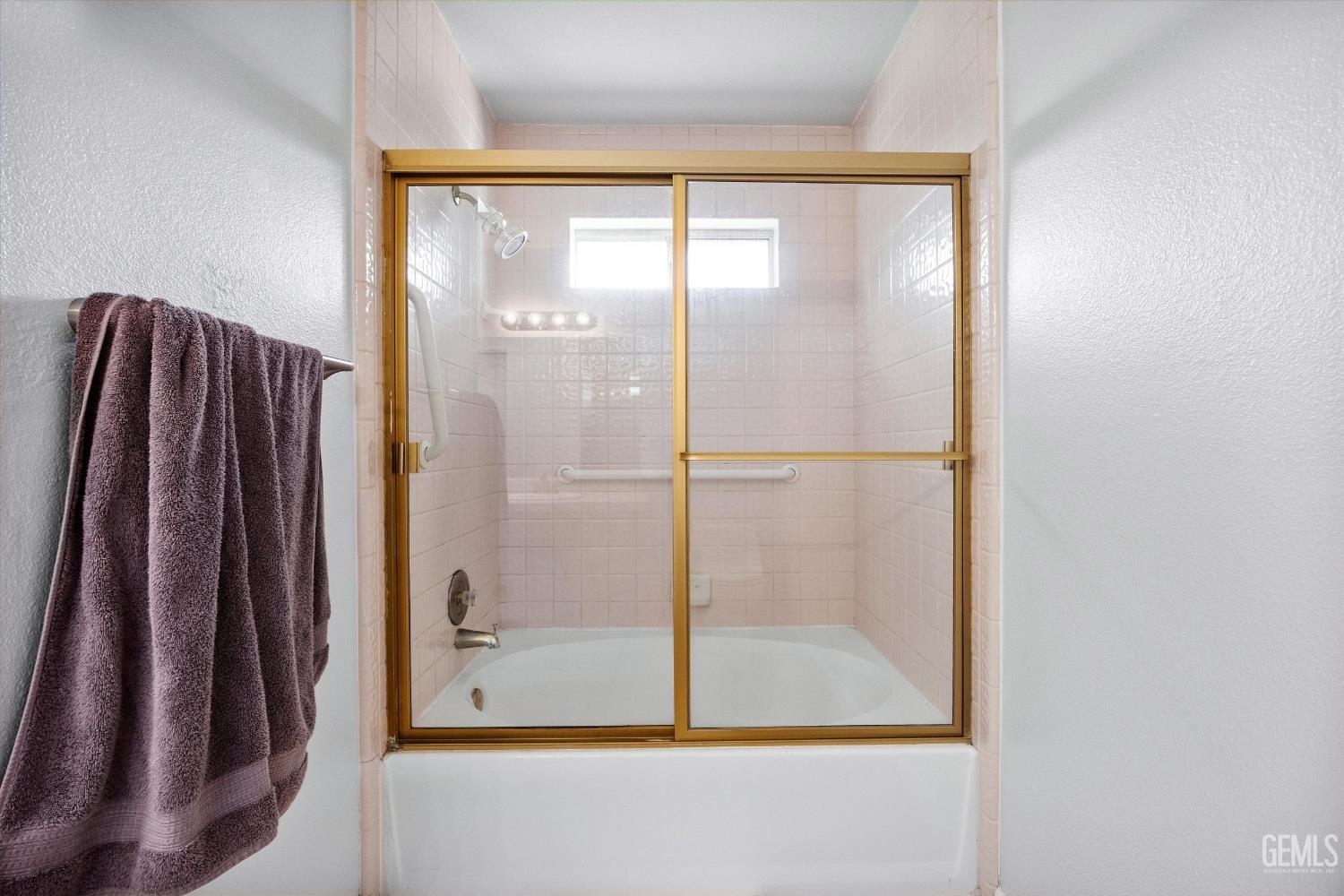 10009 Vanessa Avenue — photo 22