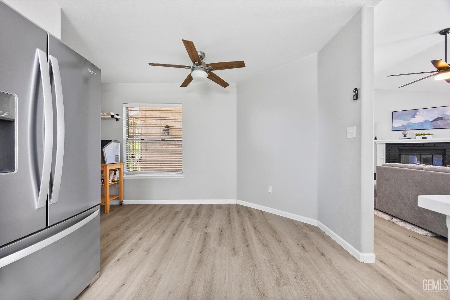 10009 Vanessa Avenue — photo 16