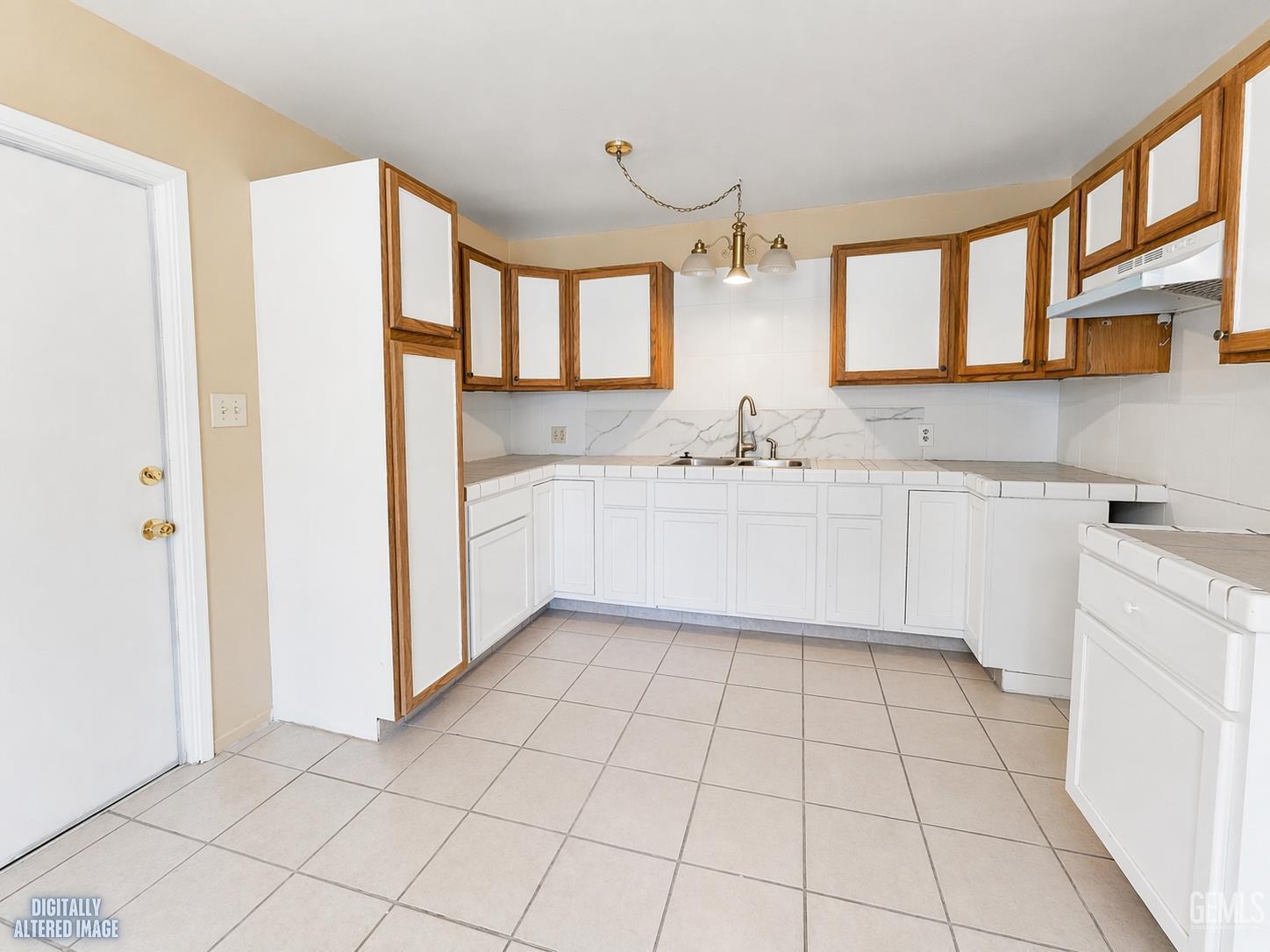 3909 Balboa Drive — photo 3