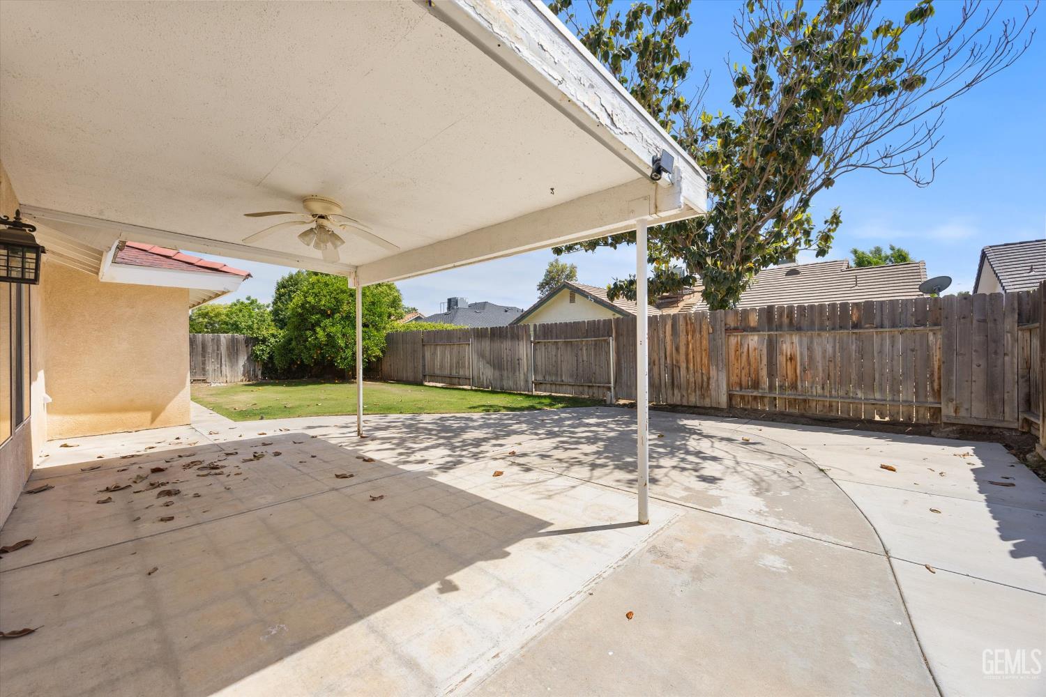 10009 Vanessa Avenue — photo 31