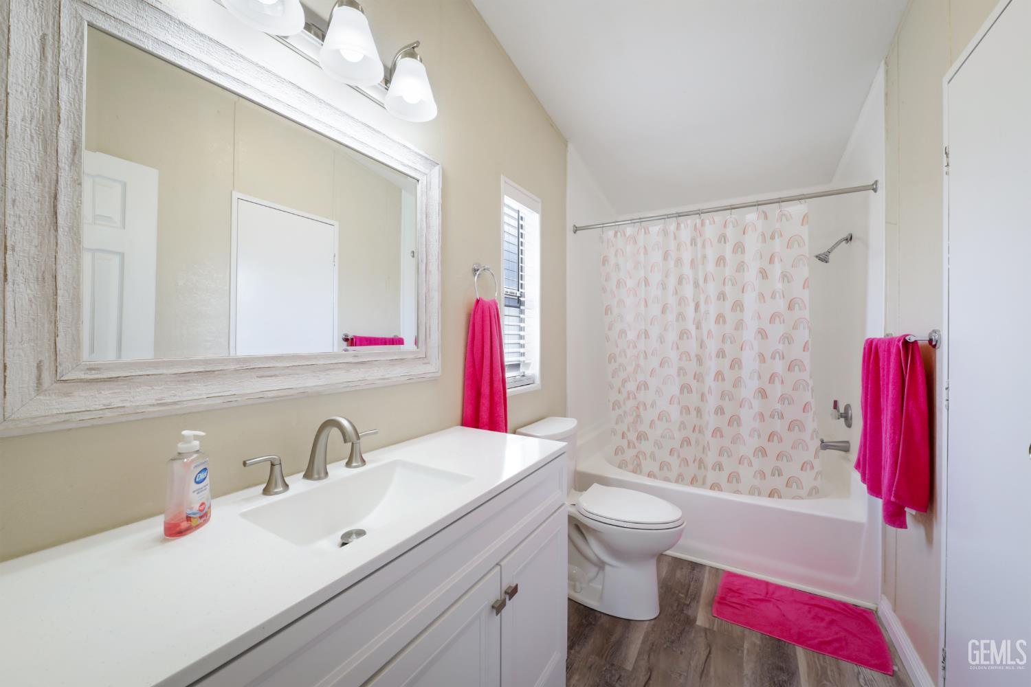 1301 Taft Highway — photo 14