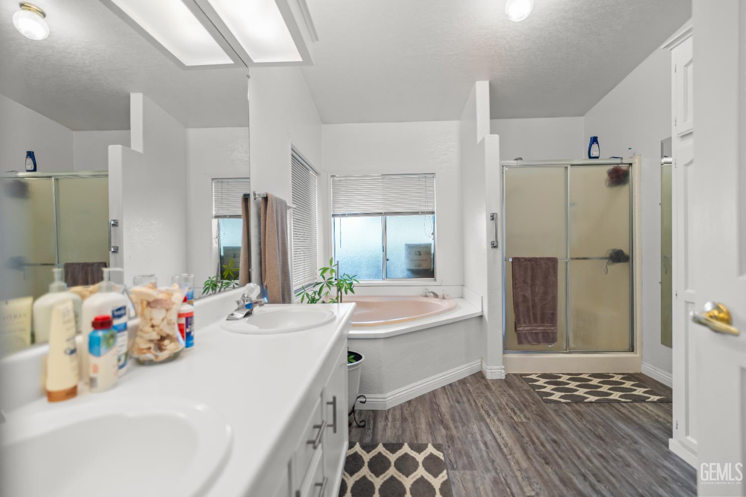 1225 Taft Highway — photo 30