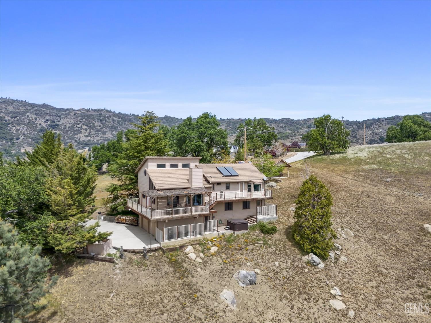 27020 Barkes Way — photo 10