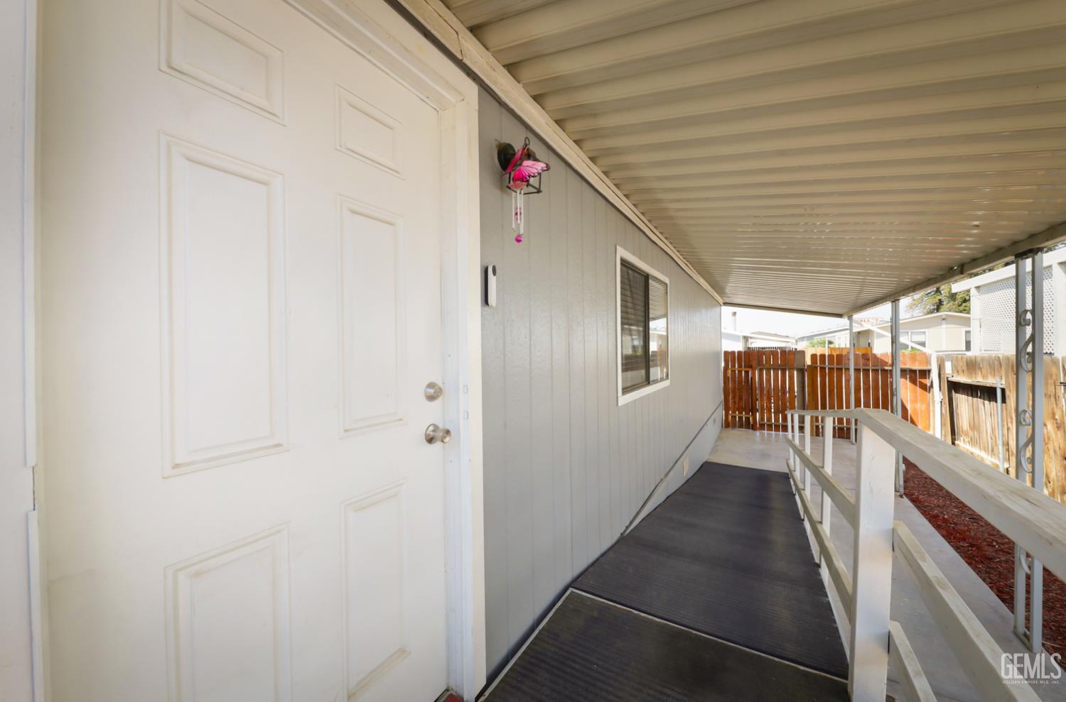 1301 Taft Highway — photo 17