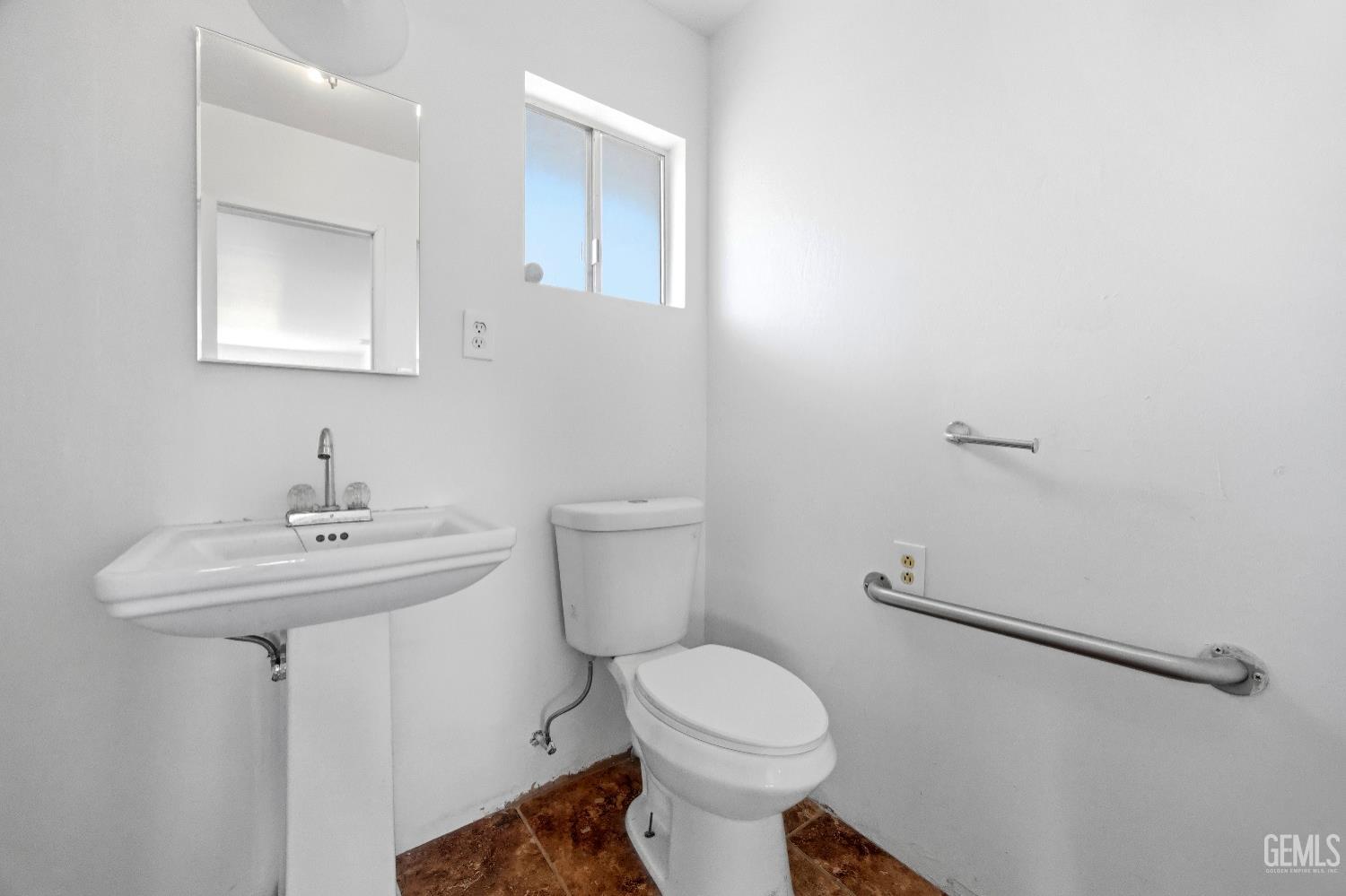 446 Ray Street — photo 31
