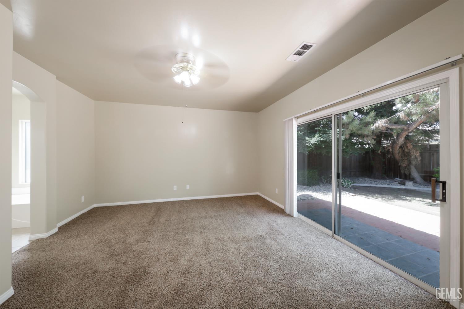 8600 Spanish Bay Drive — photo 28