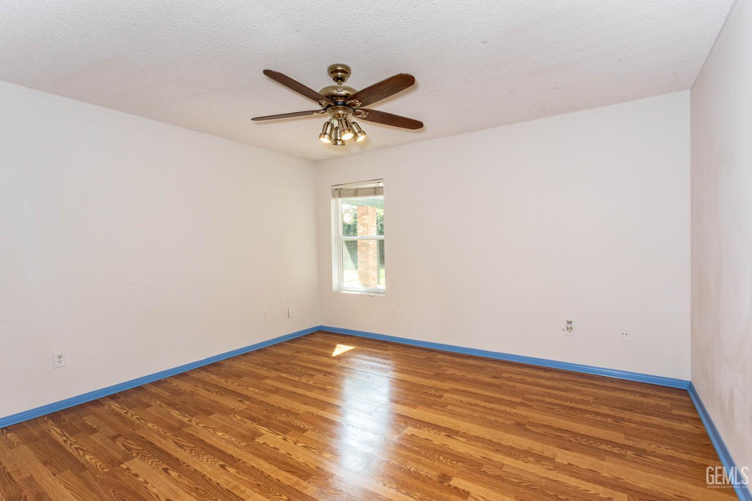 7001 Eloy Avenue — photo 17