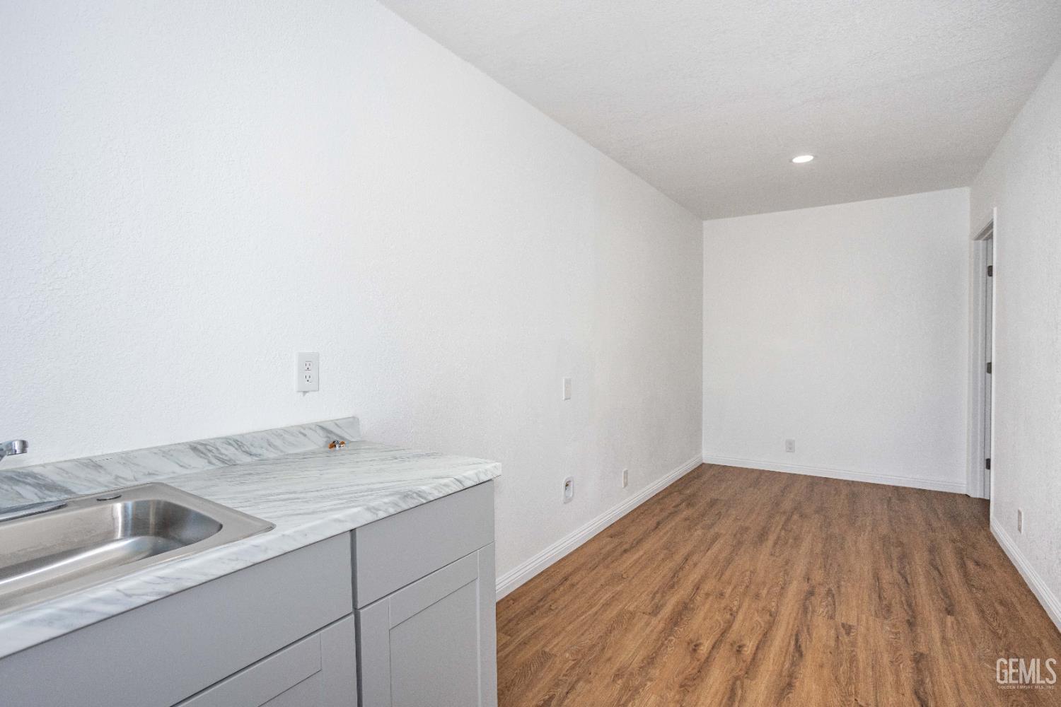 3325 Monterey Street — photo 22