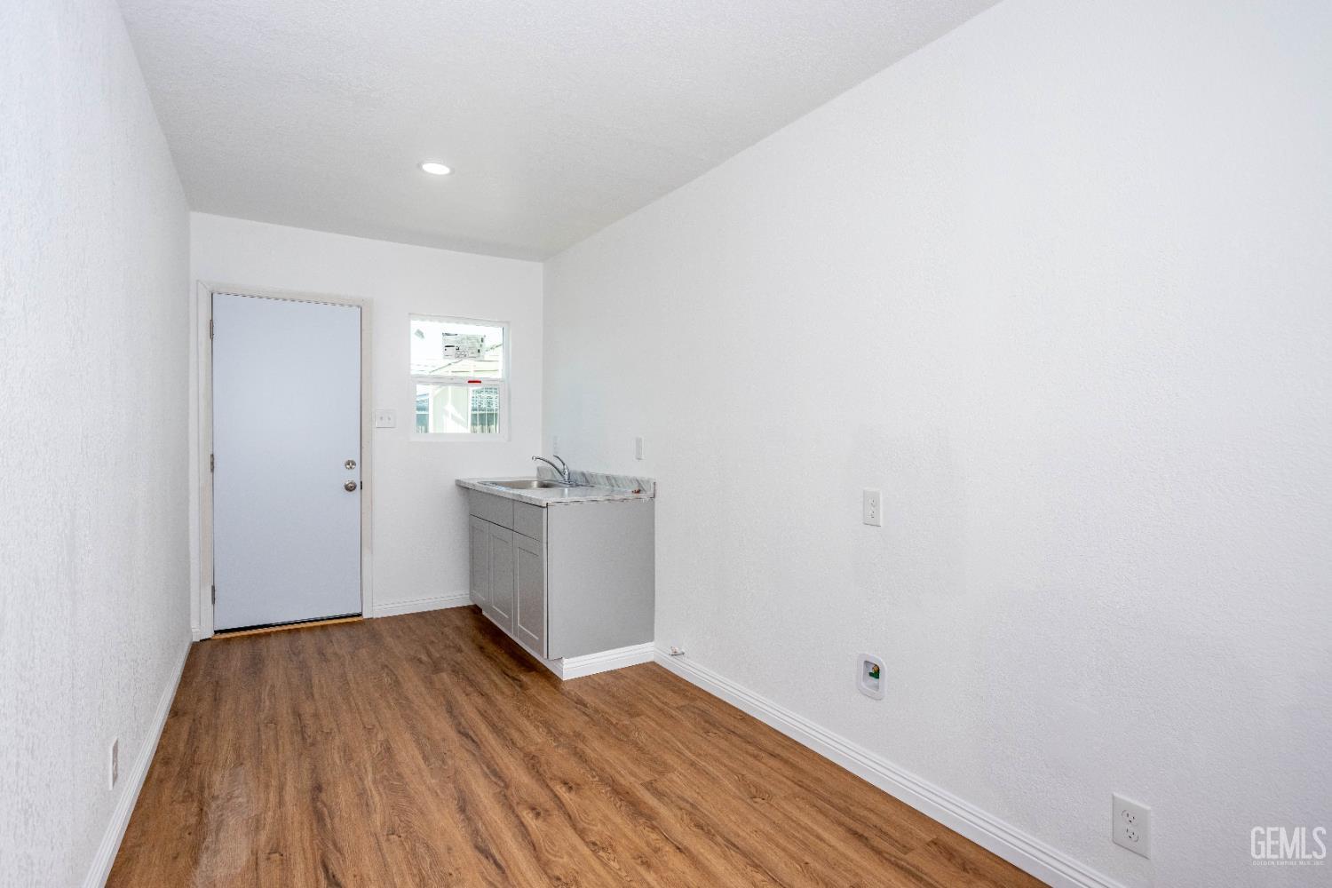3325 Monterey Street — photo 23
