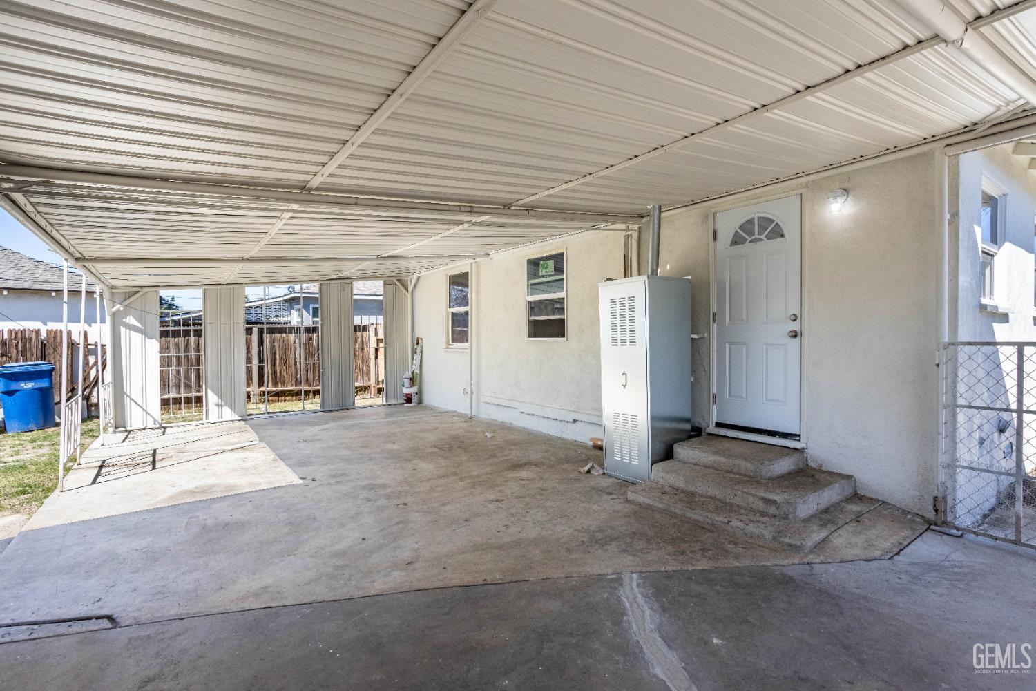 3325 Monterey Street — photo 28