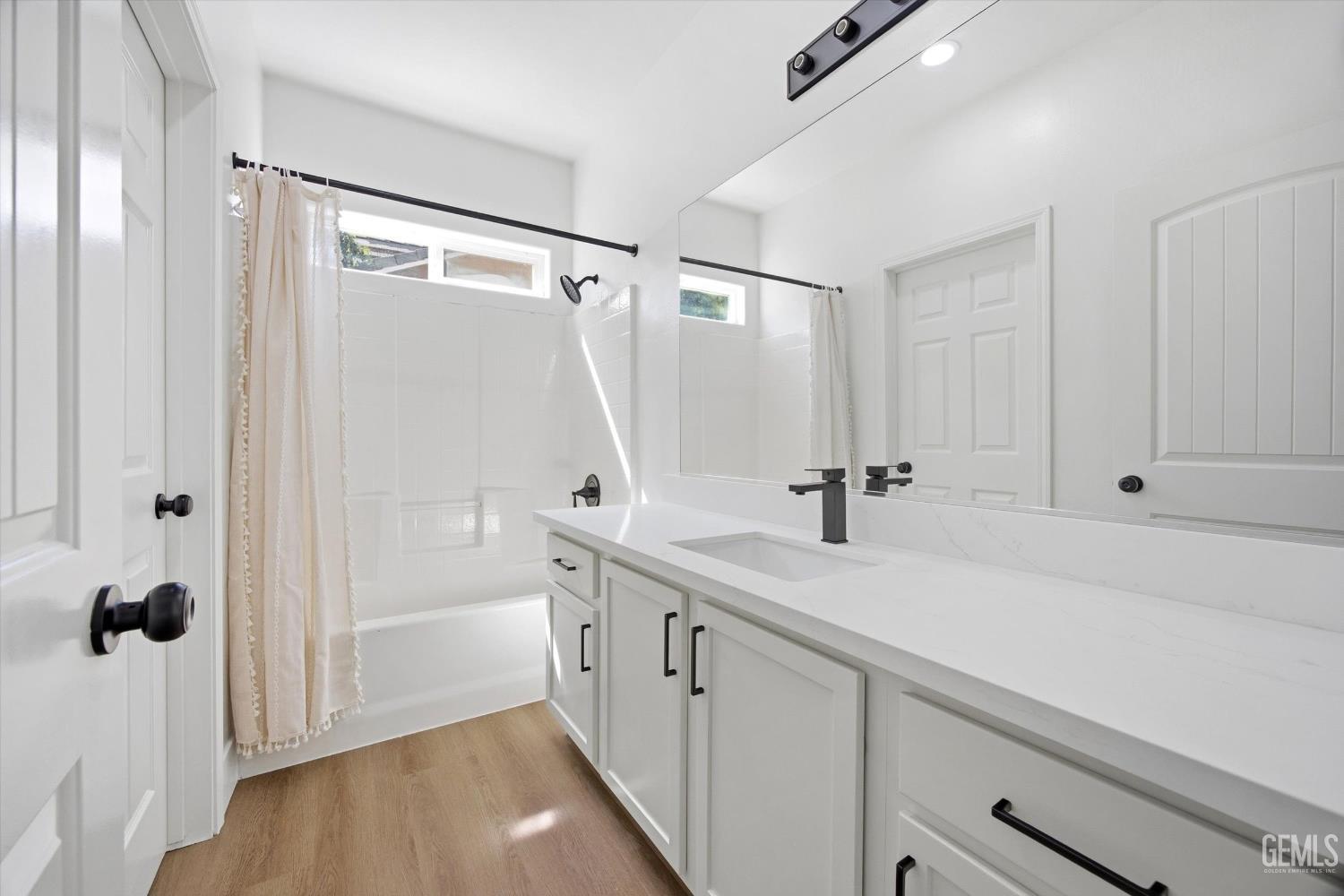 12510 Stablegate Drive — photo 36