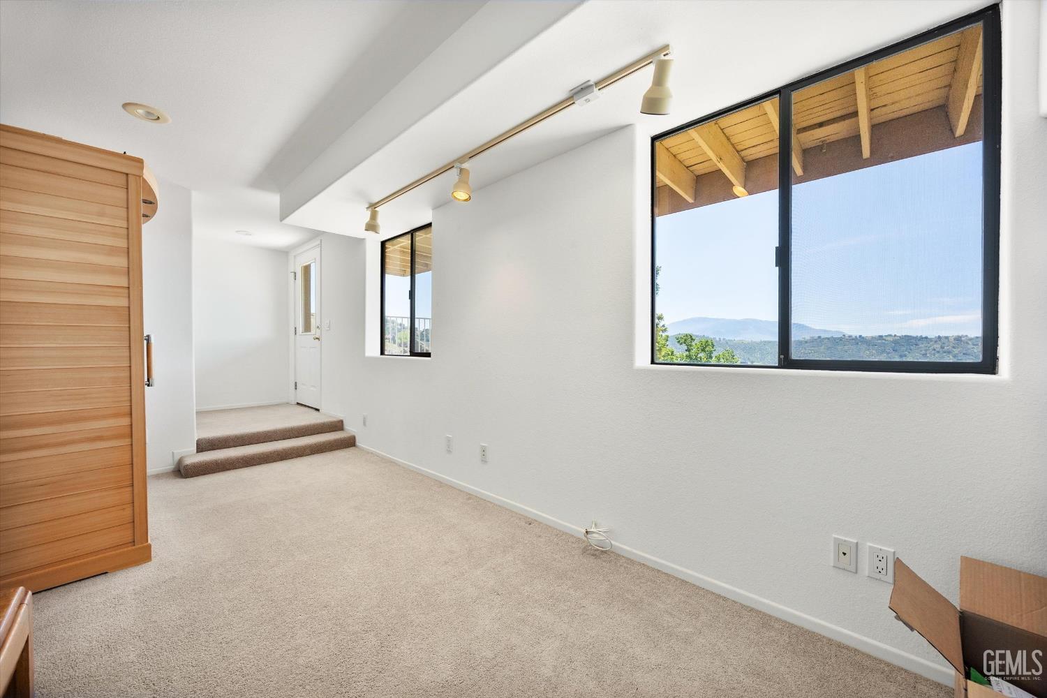 27020 Barkes Way — photo 39