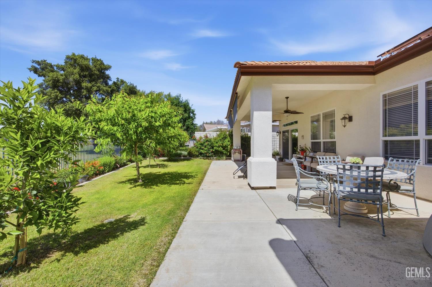 10104 Dutch Iris Drive — photo 33