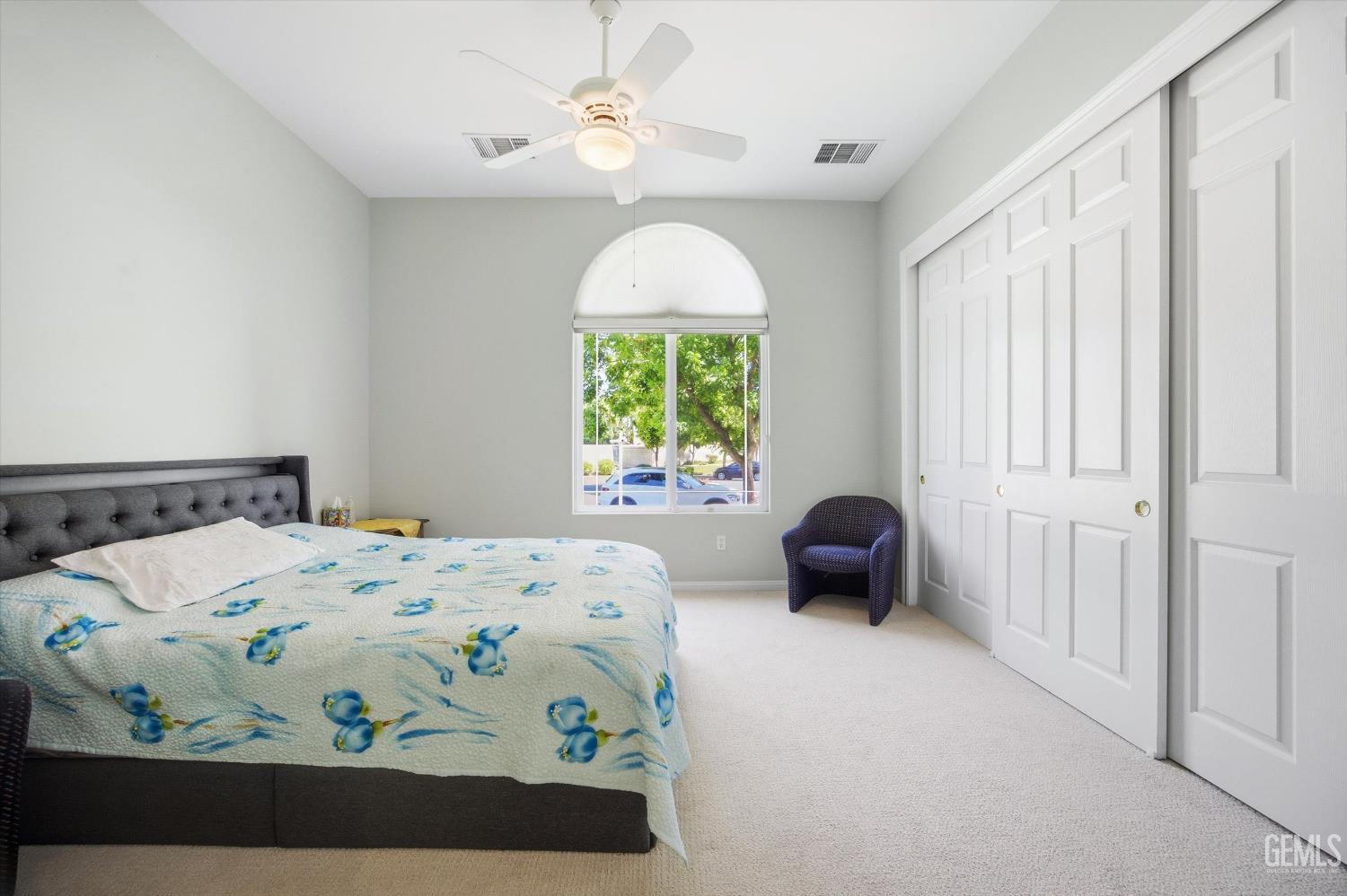 10104 Dutch Iris Drive — photo 24