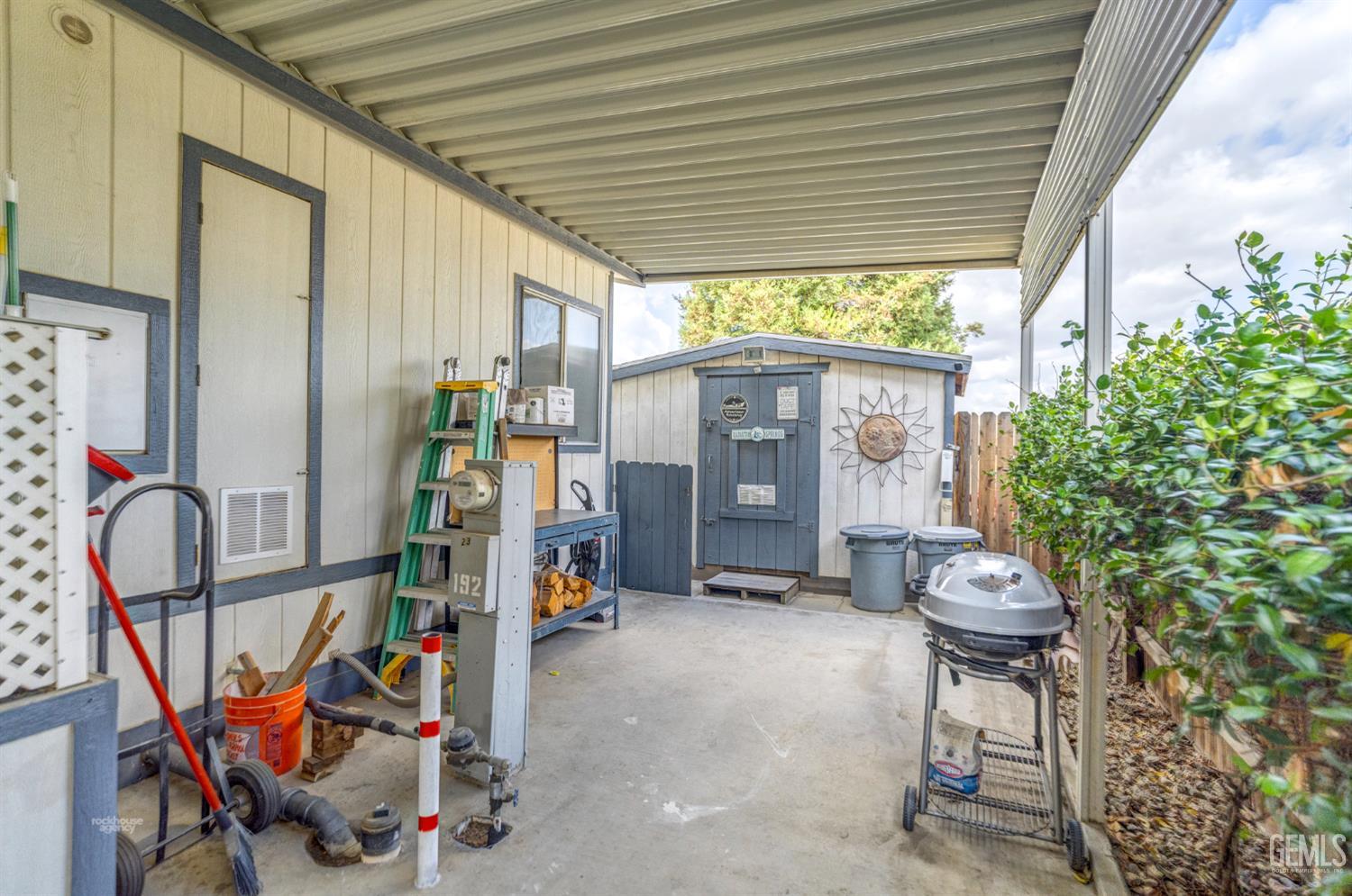1225 Taft Highway — photo 38