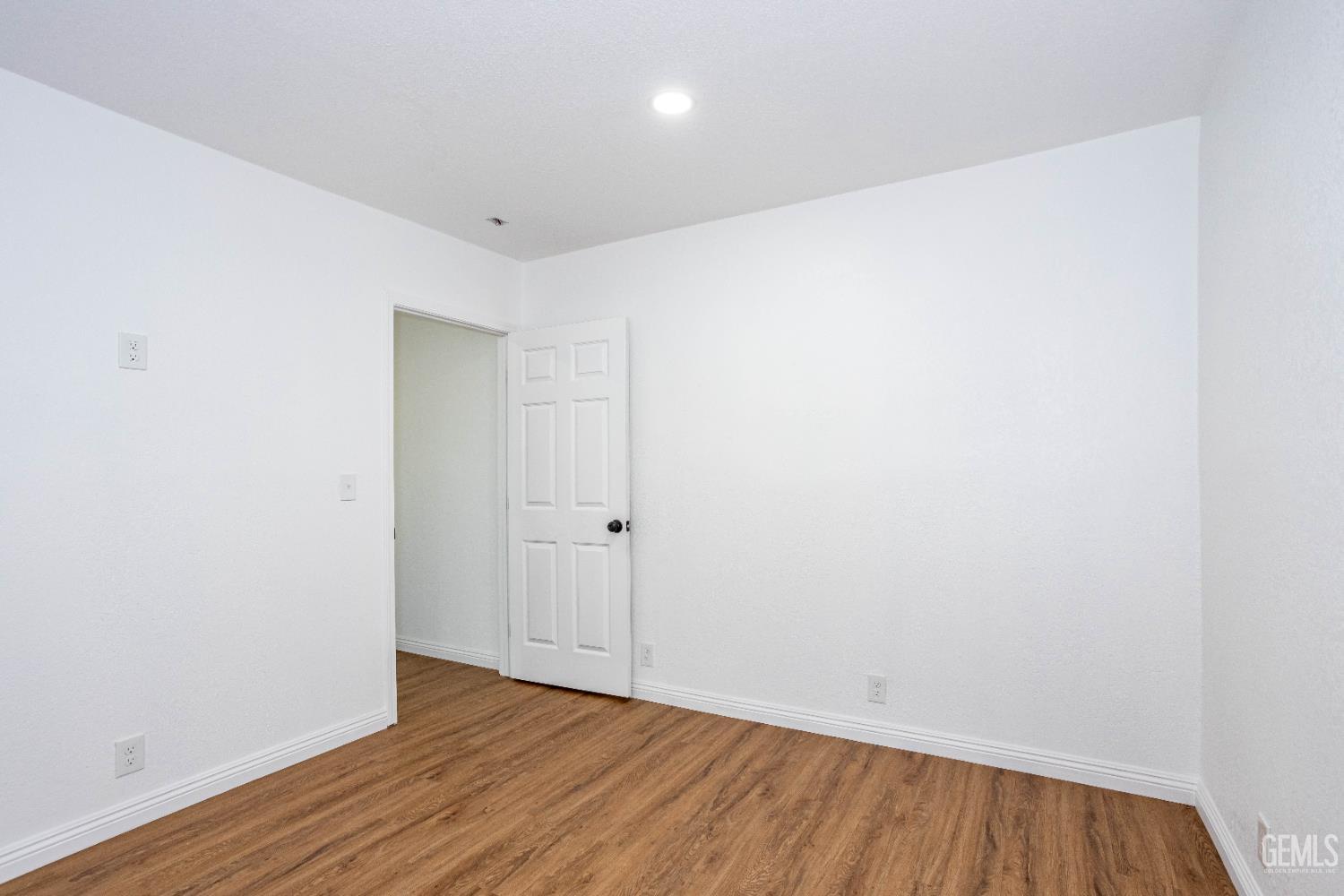 3325 Monterey Street — photo 25