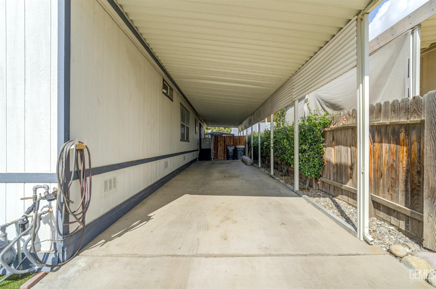 1225 Taft Highway — photo 35
