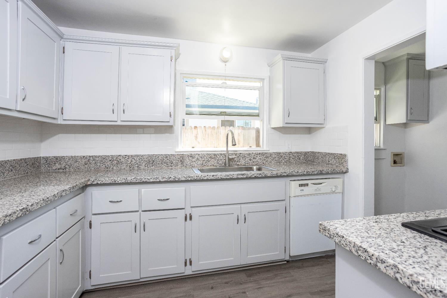 3325 Monterey Street — photo 12