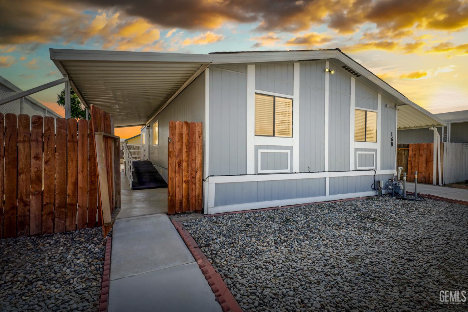 1301 Taft Highway — photo 3