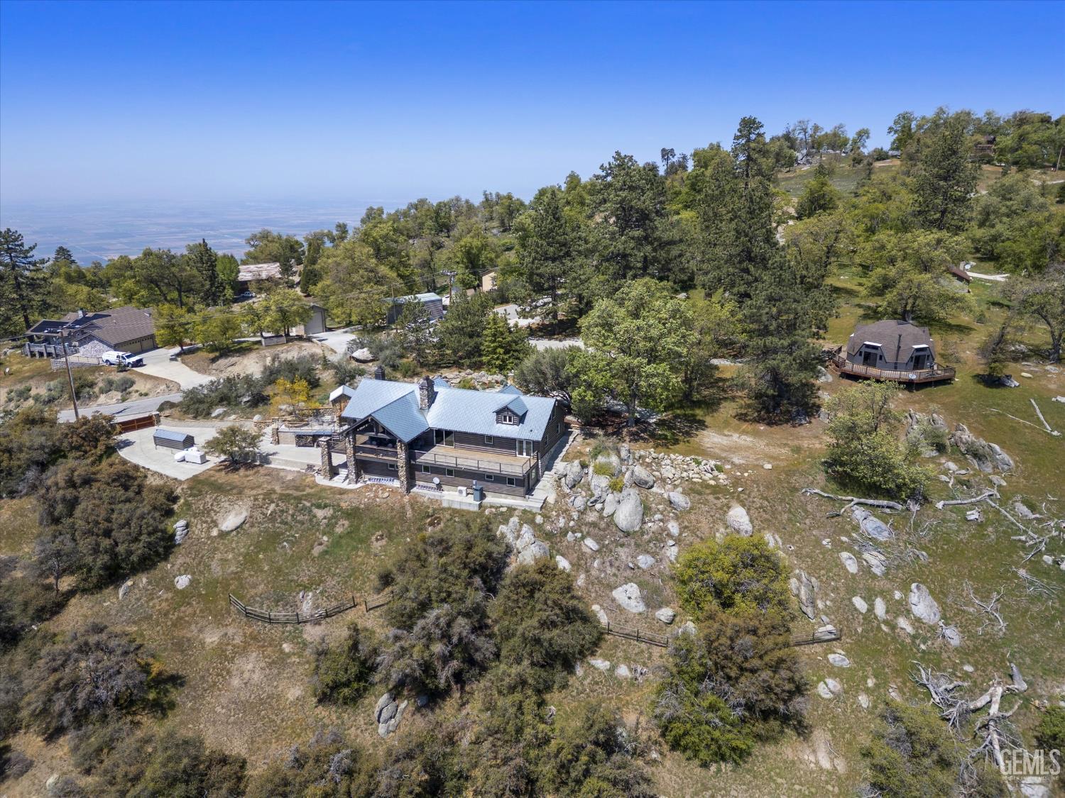 27241 Deertrail Drive — photo 8