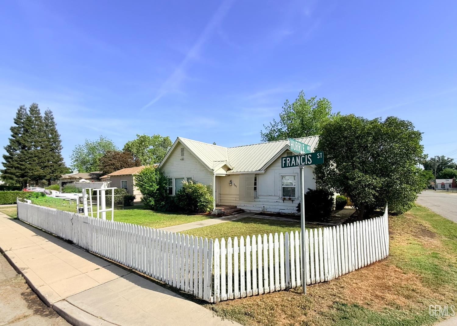 347 Francis Street — photo 3