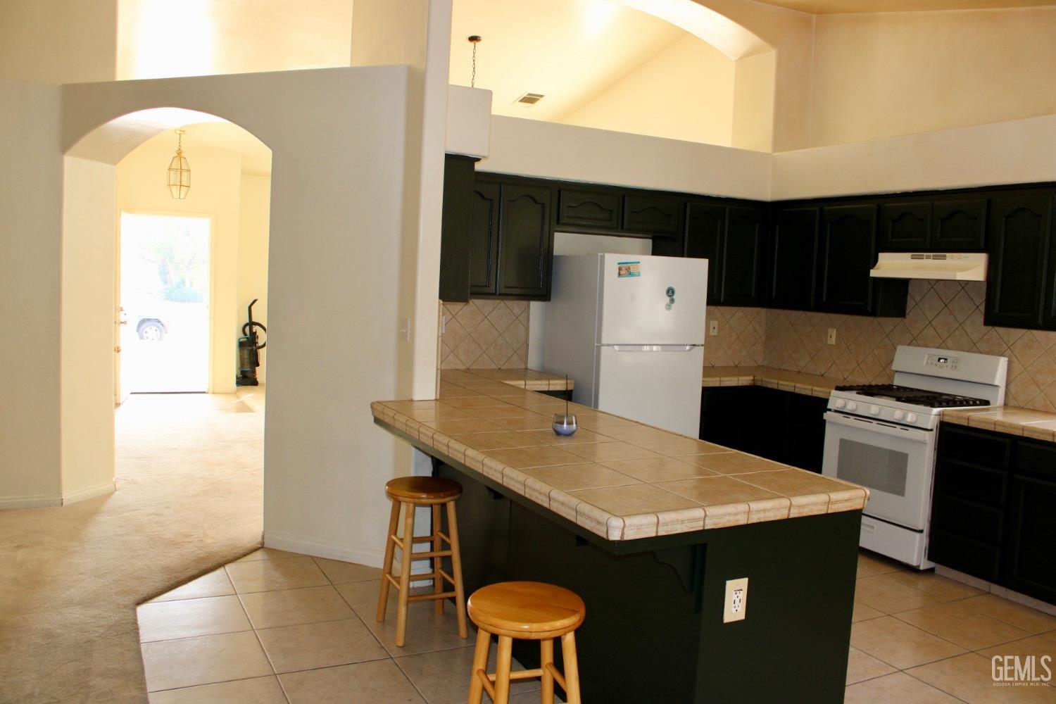 4110 Serene Oak Drive — photo 7