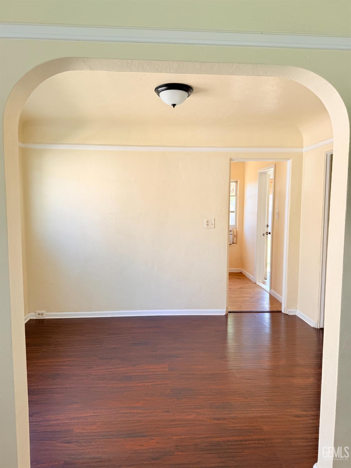 347 Francis Street — photo 6