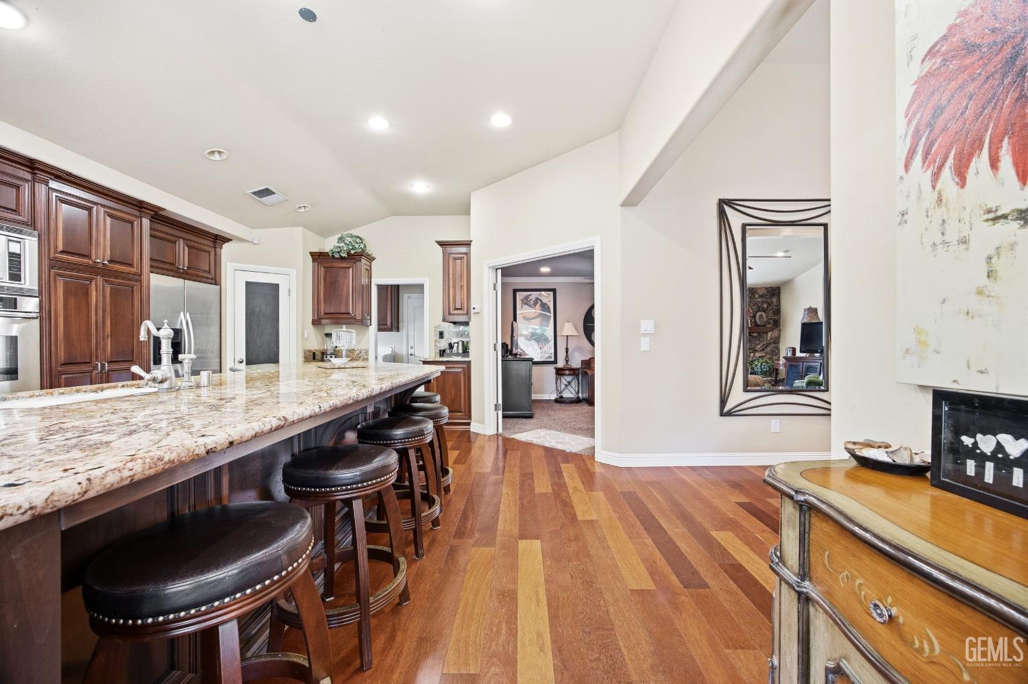 7025 Elias Avenue — photo 24