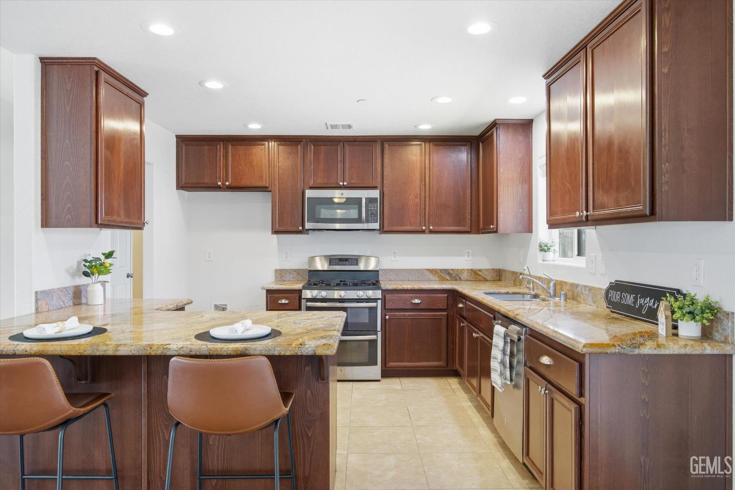 18110 Churchill Street — photo 21