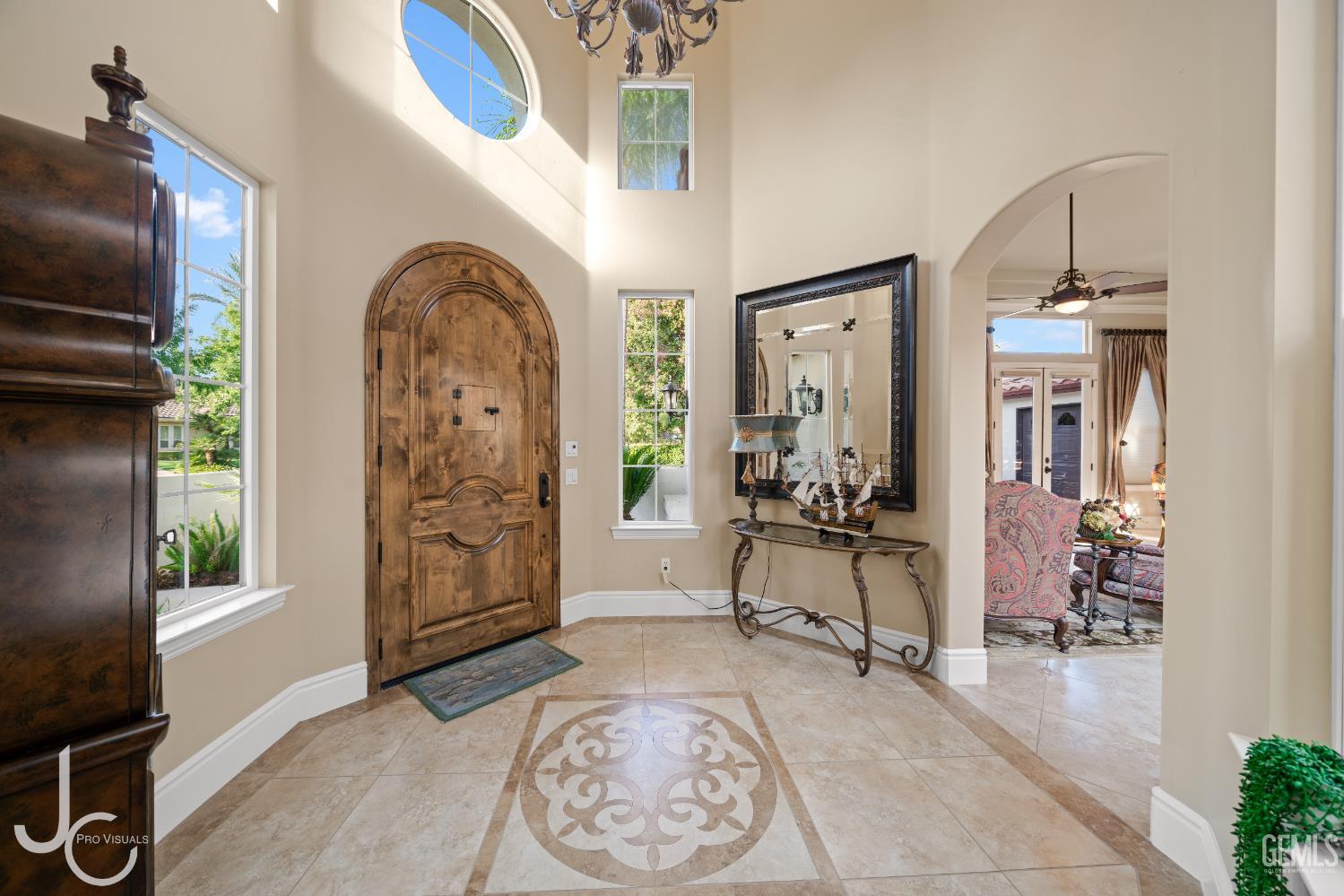 12117 Clegg Drive — photo 4