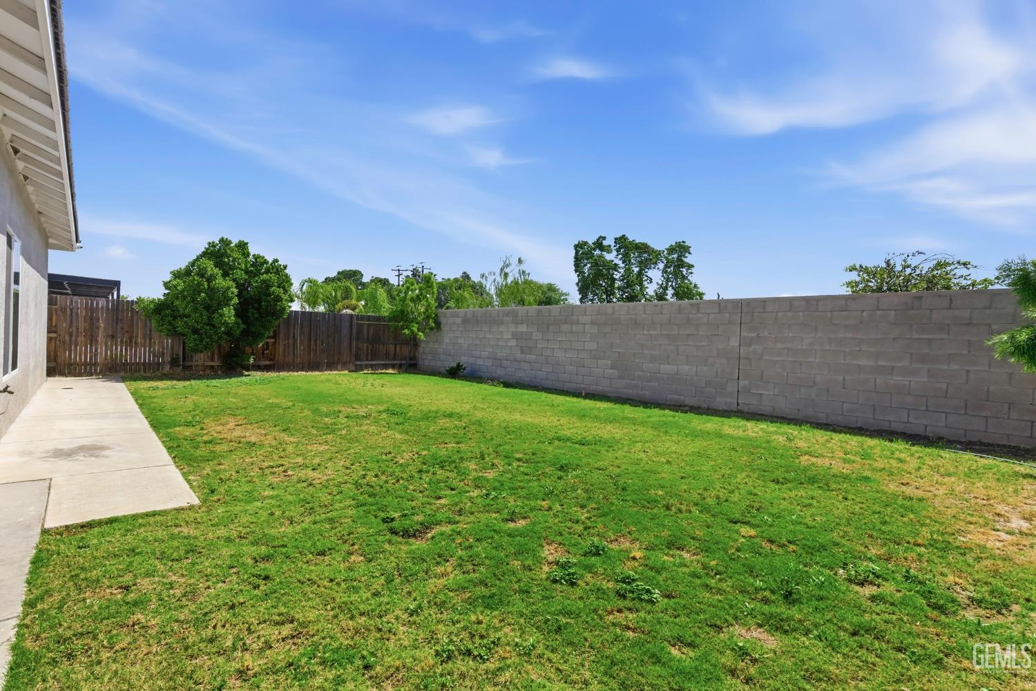 8505 Kowa Street — photo 37
