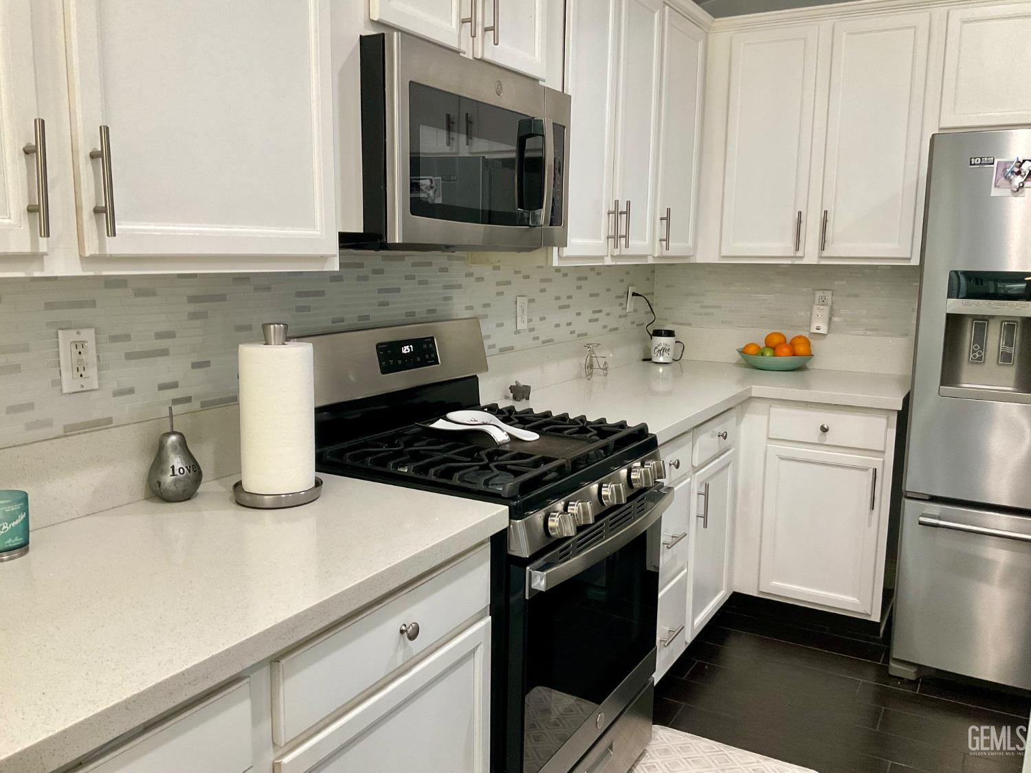 6417 Steeple Street — photo 2