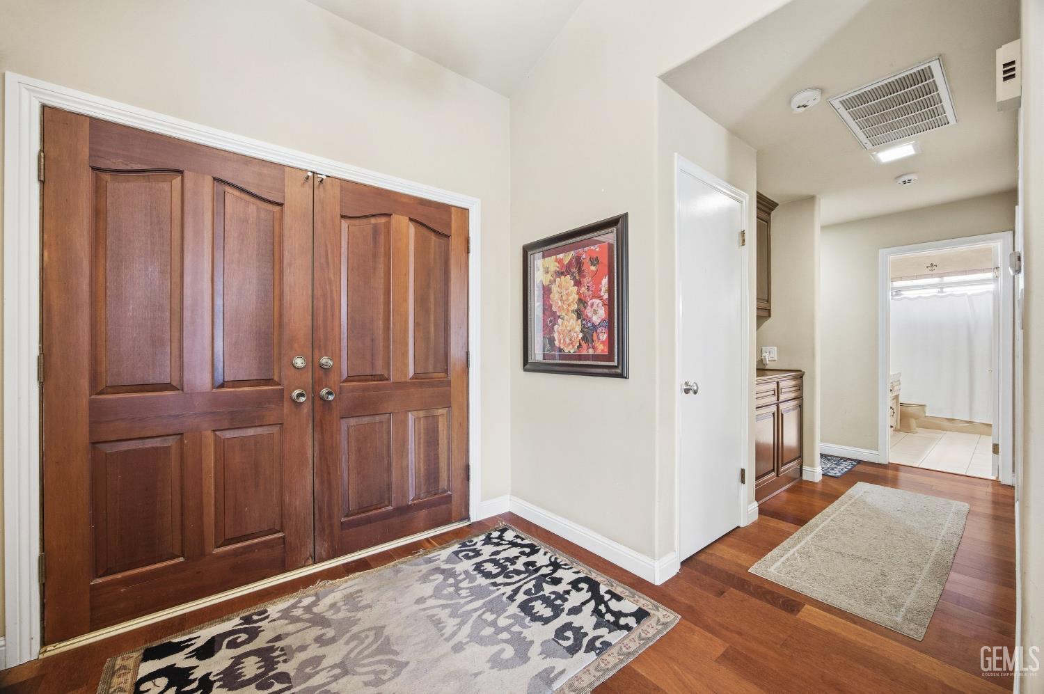 7025 Elias Avenue — photo 9