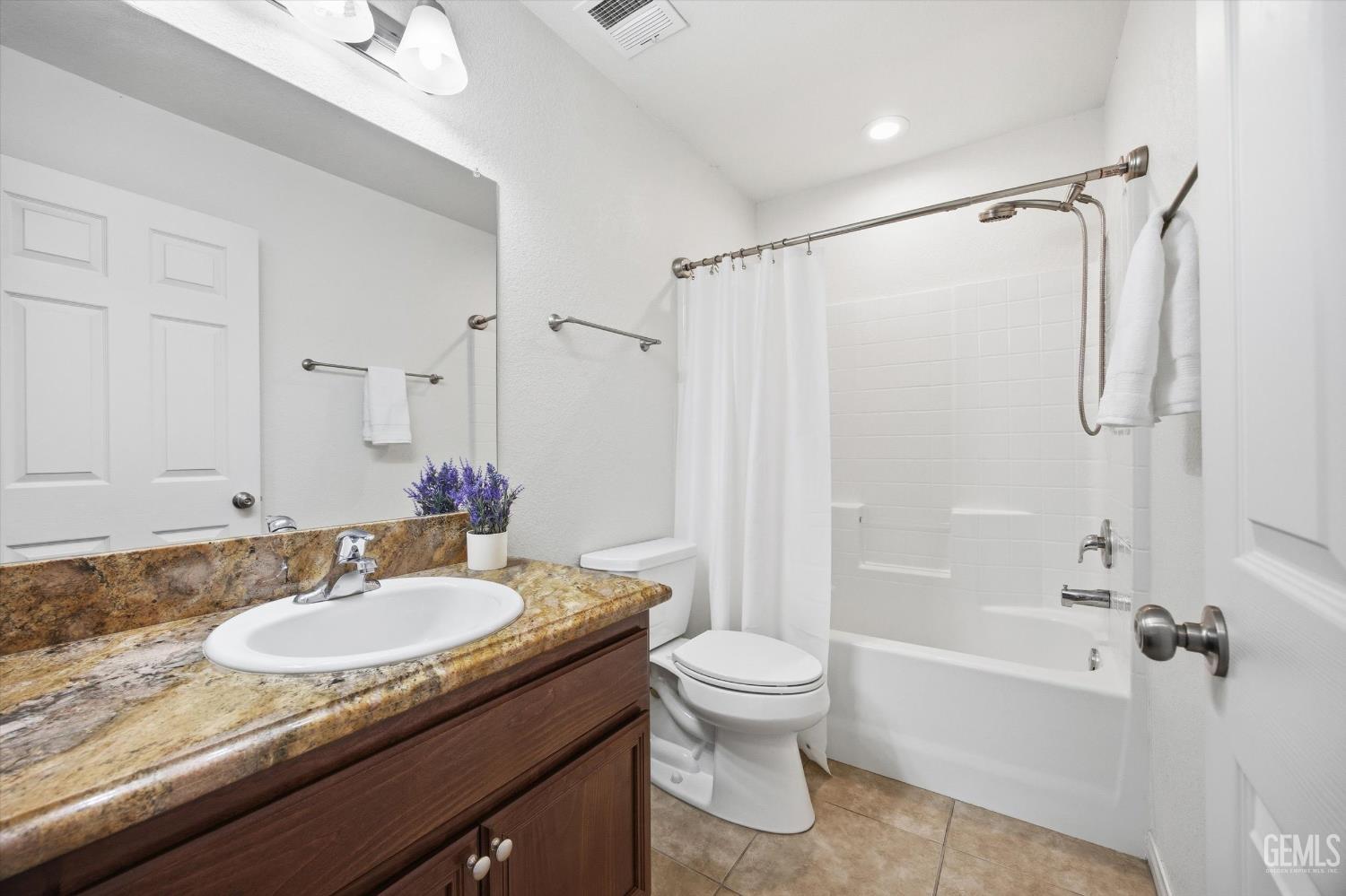 18110 Churchill Street — photo 33