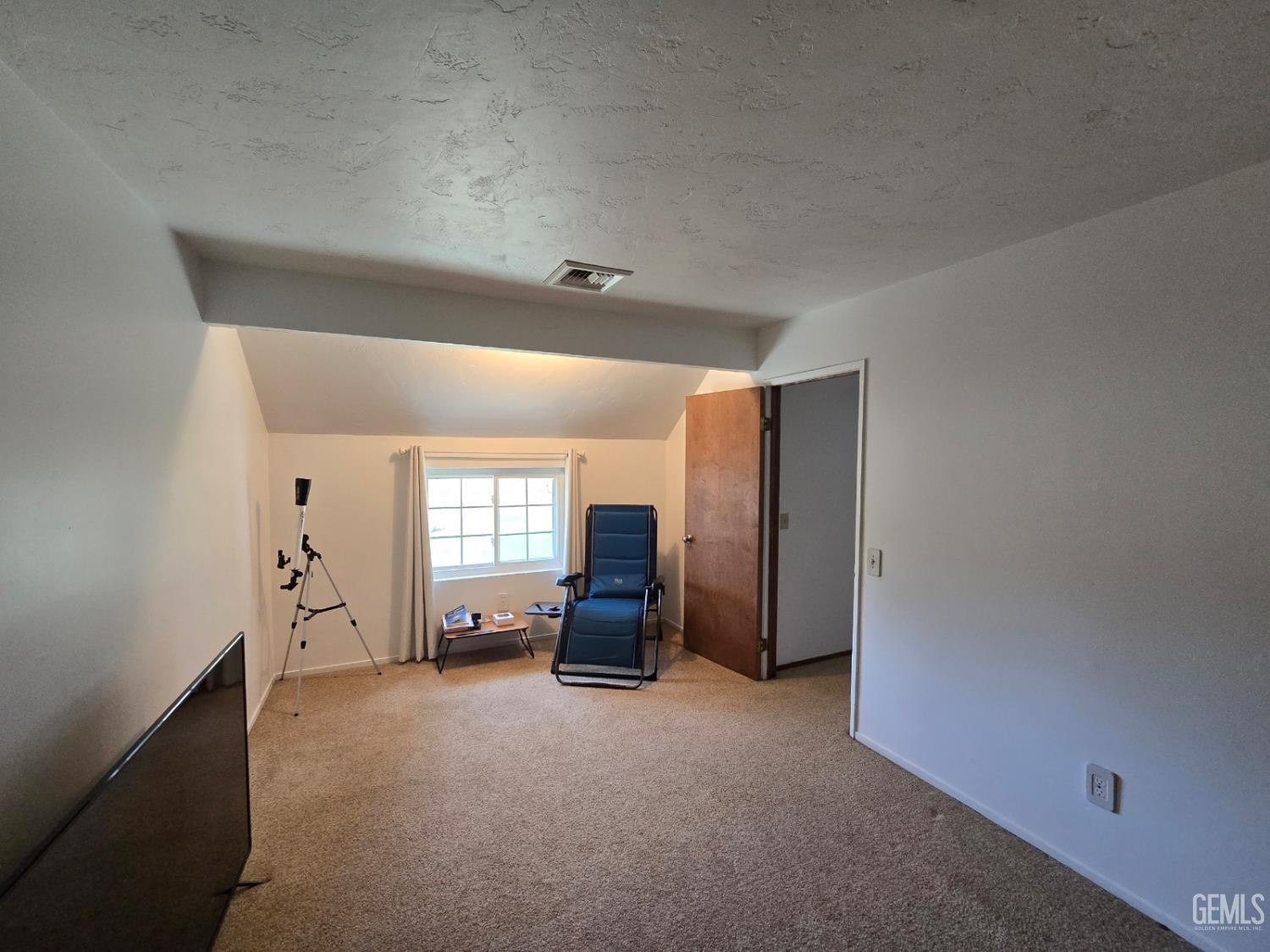 9517 Eucalyptus Drive — photo 12
