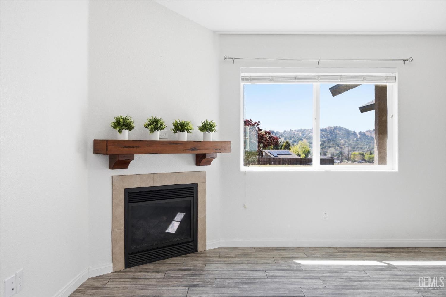 18110 Churchill Street — photo 13