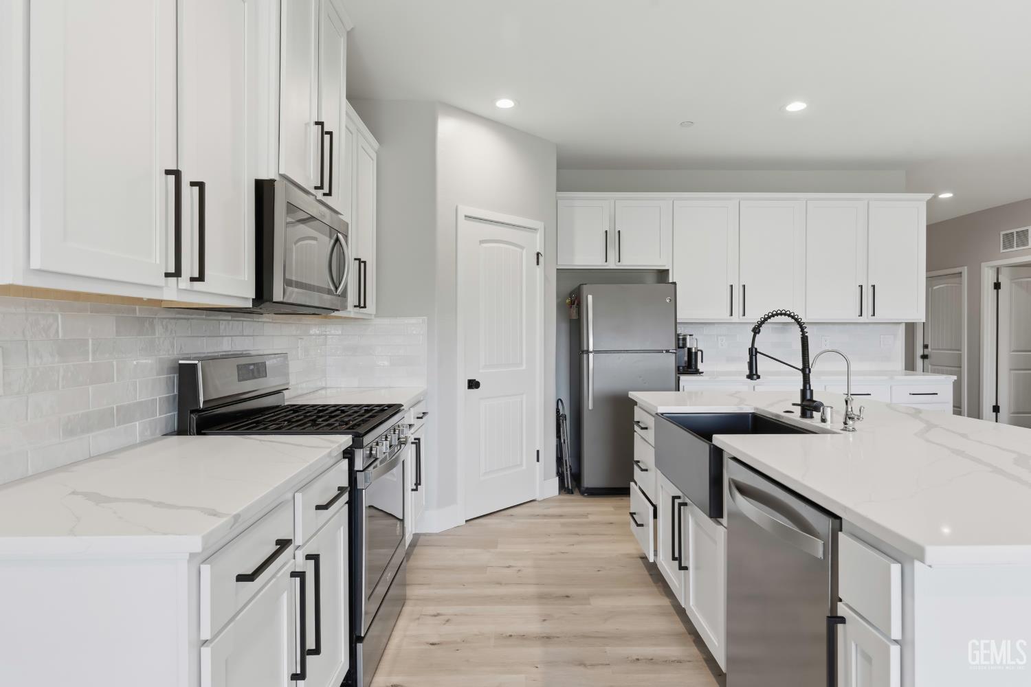 8505 Kowa Street — photo 11