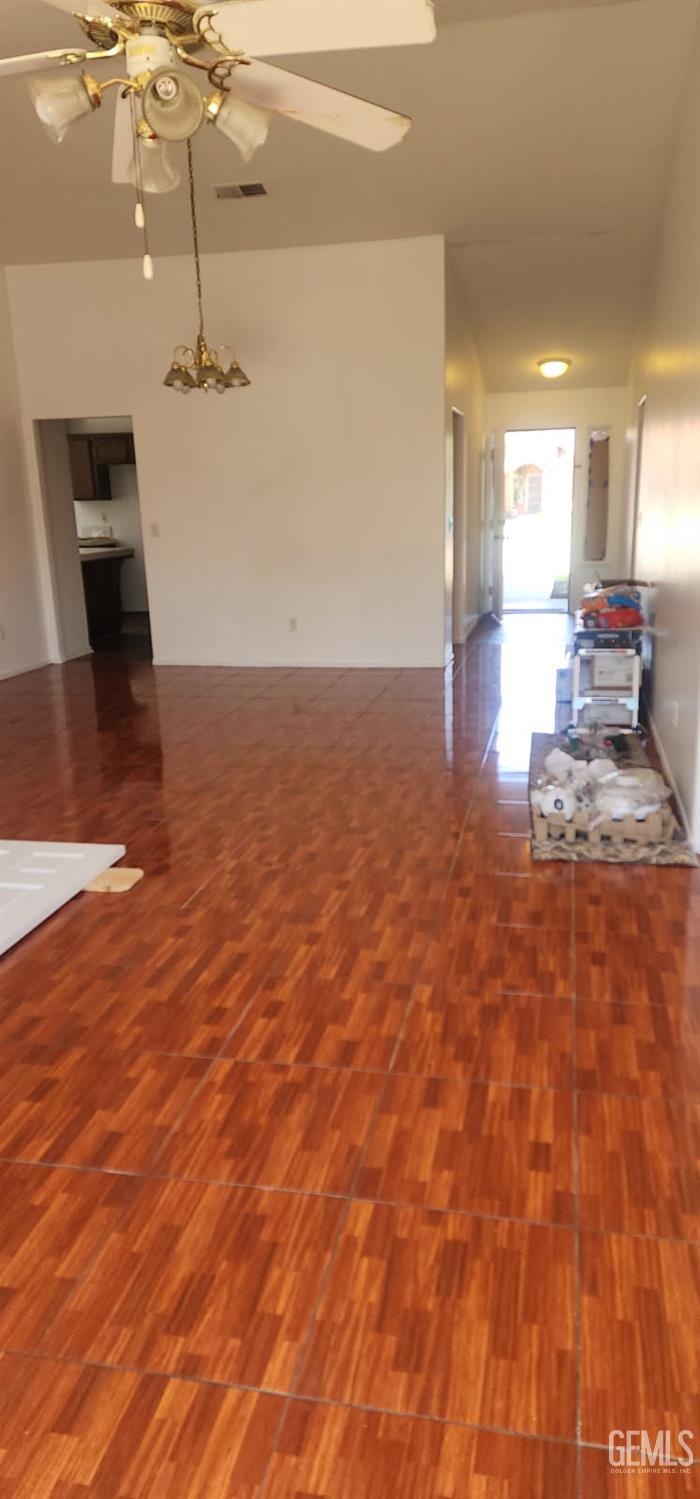 2819 Flint Hills Drive — photo 3