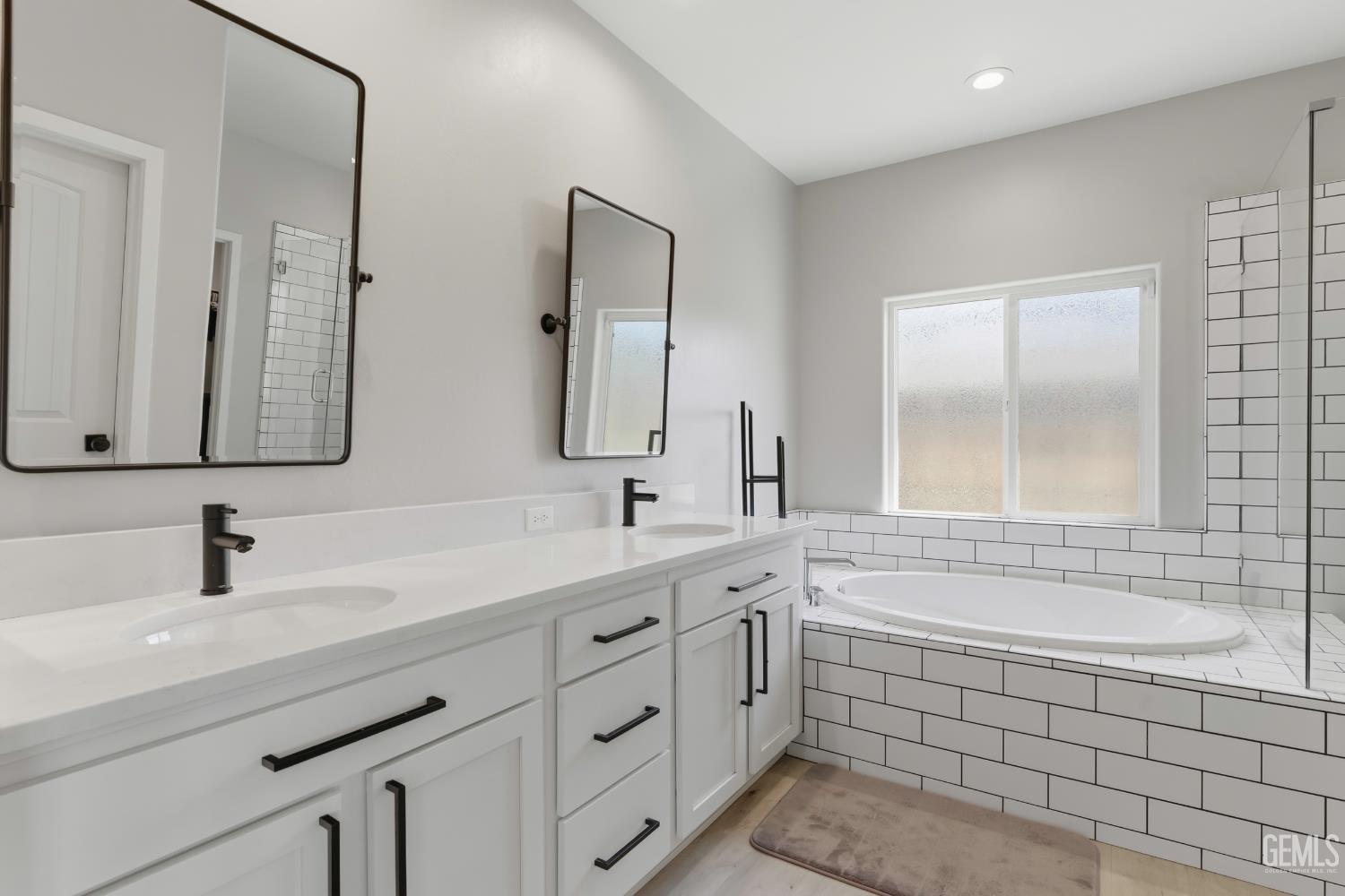 8505 Kowa Street — photo 31