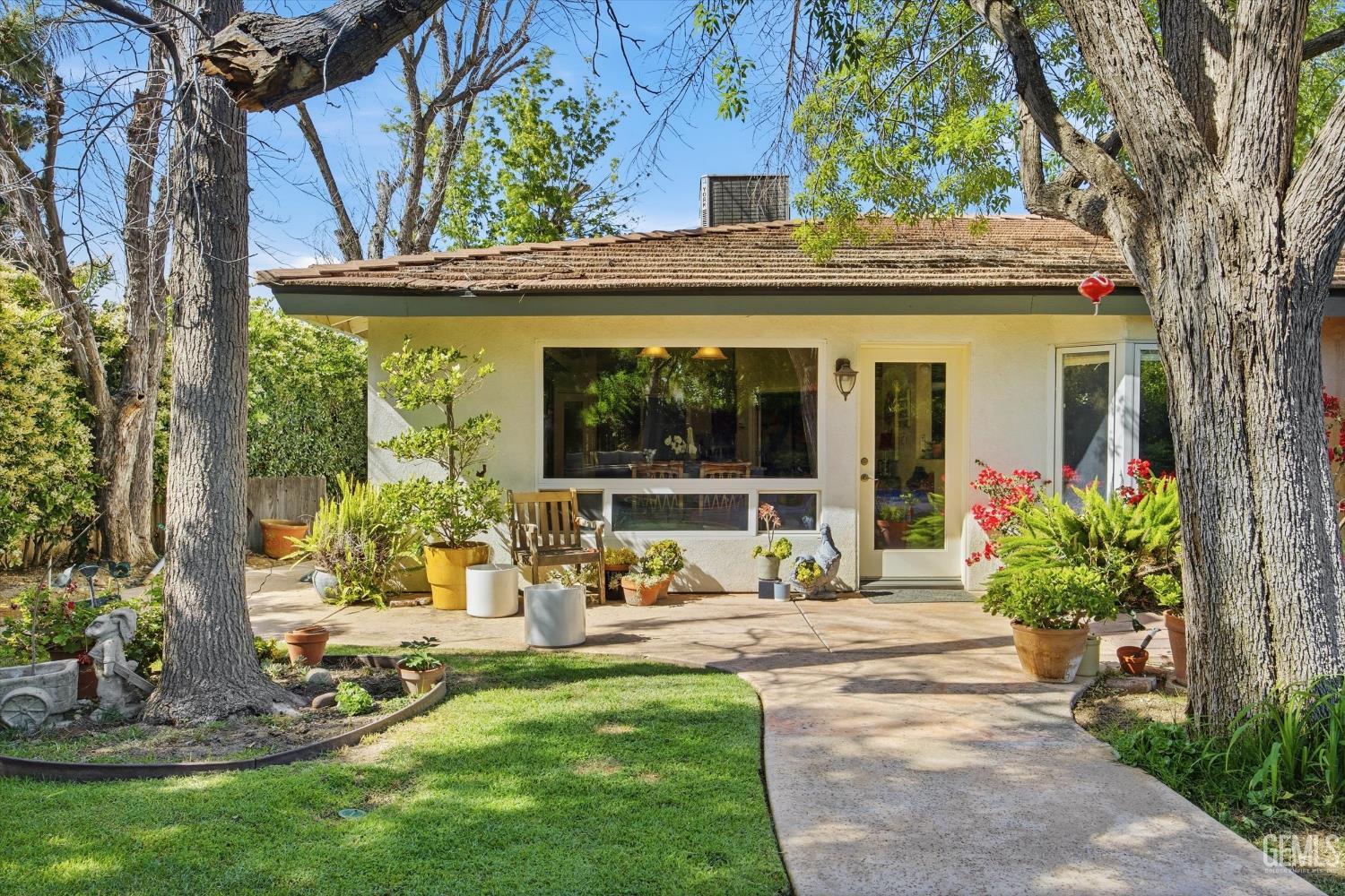 7025 Elias Avenue — photo 38